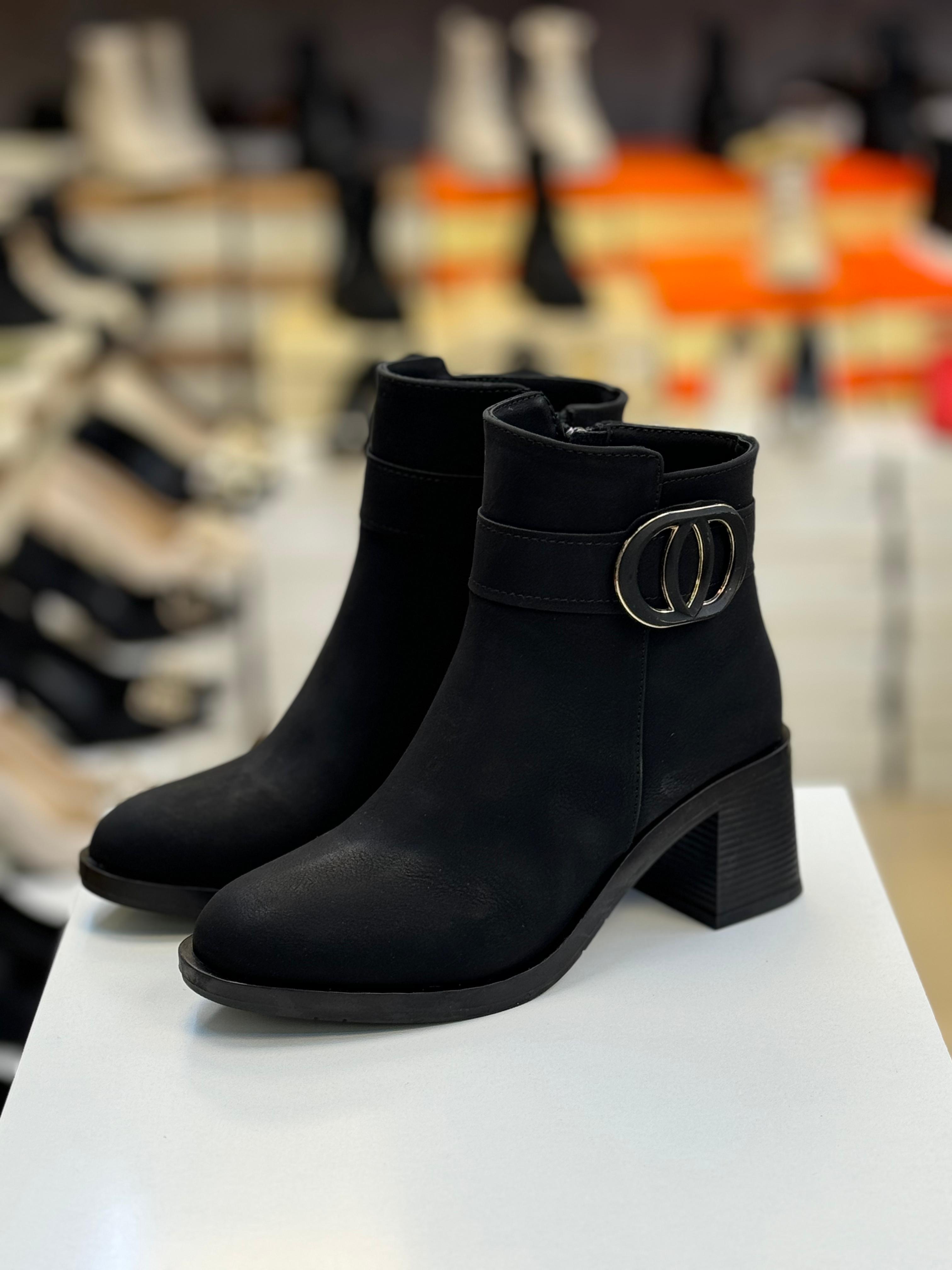 Kaymaz Taban Kare Topuk Toka Detaylı Siyah Zümrüt Bot