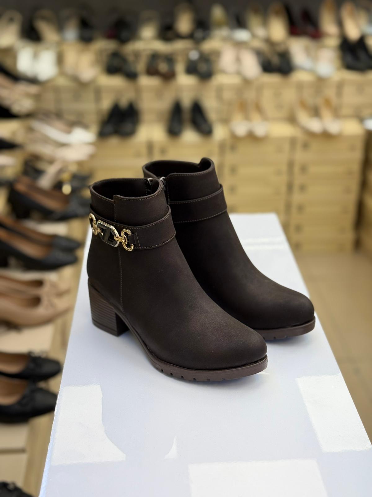 Kısa Topuk Kadın Bot Kahve CC01-KHV