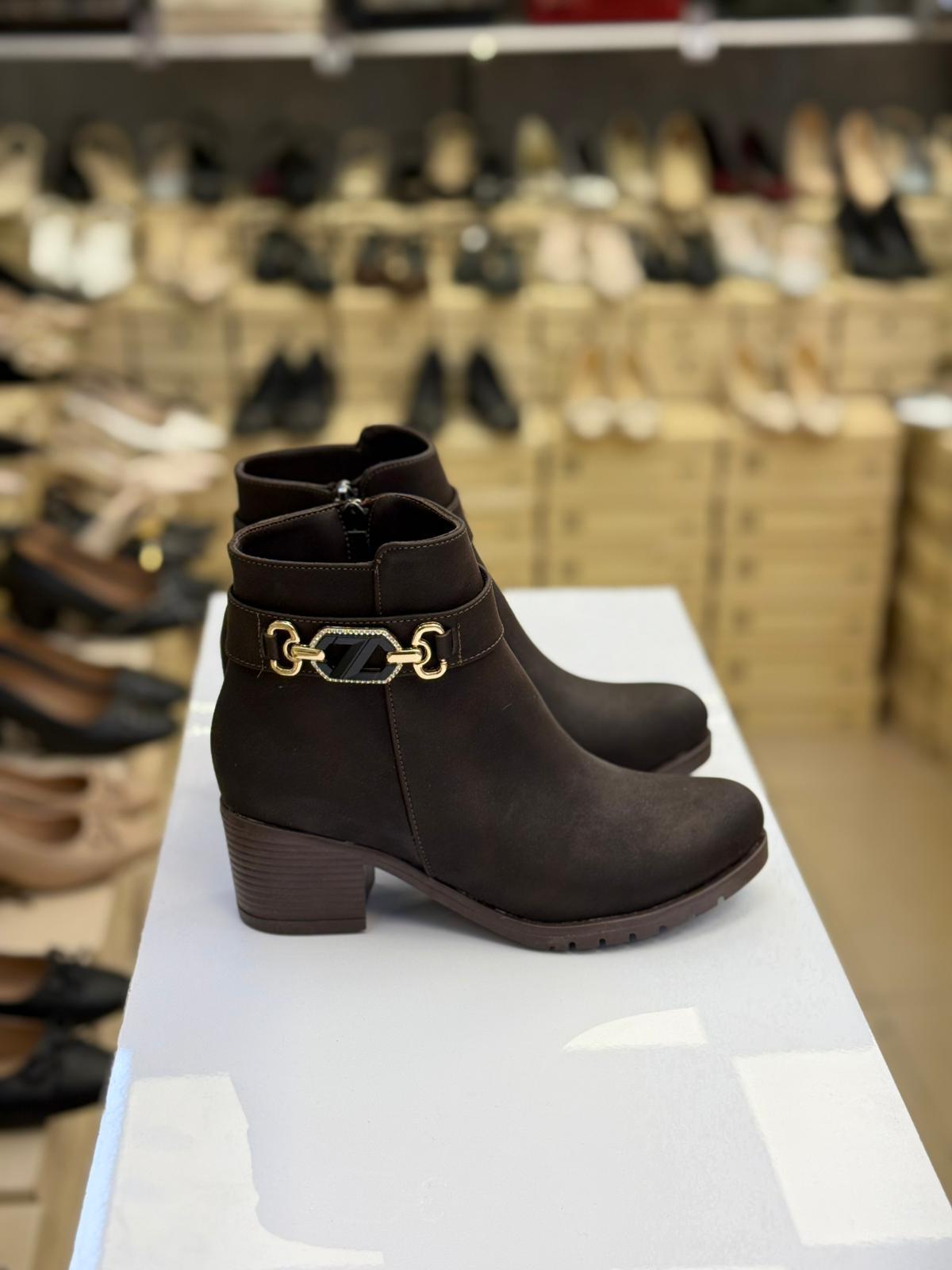 Kısa Topuk Kadın Bot Kahve CC01-KHV