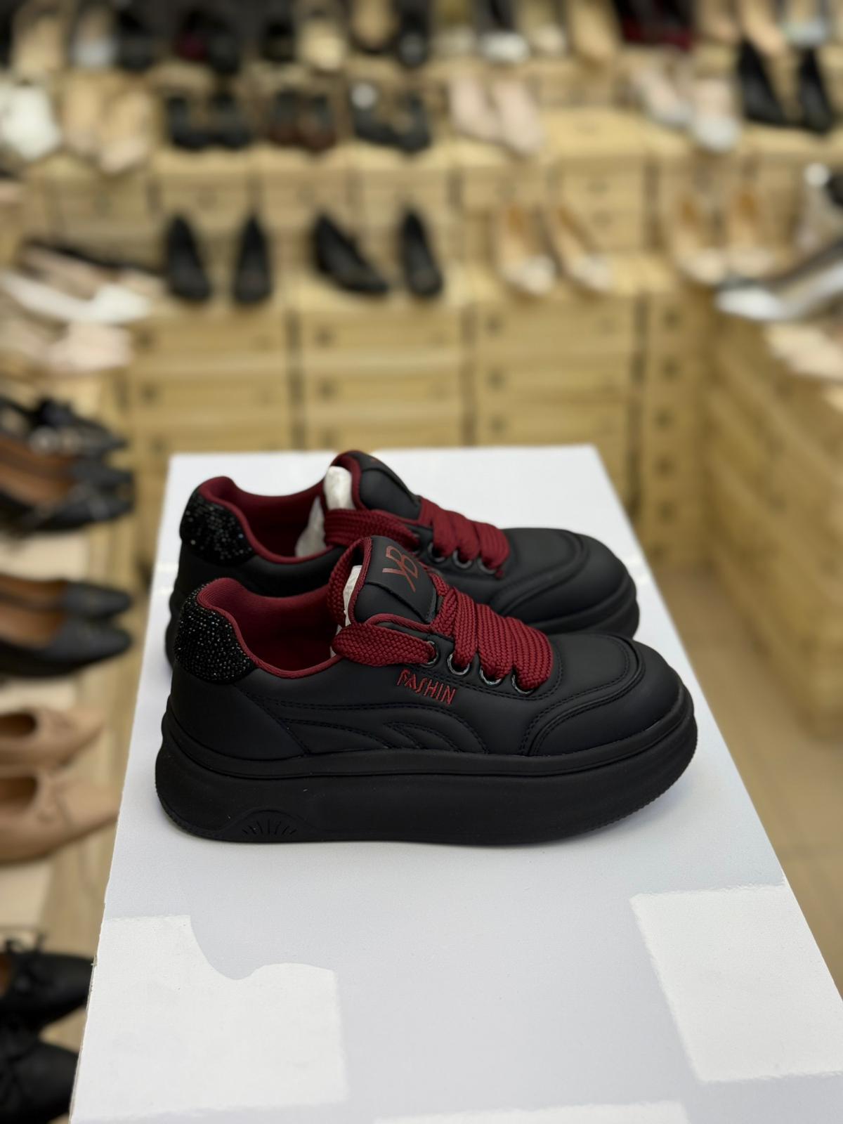 Kriste Bell Spor Ayakkabı Siyah