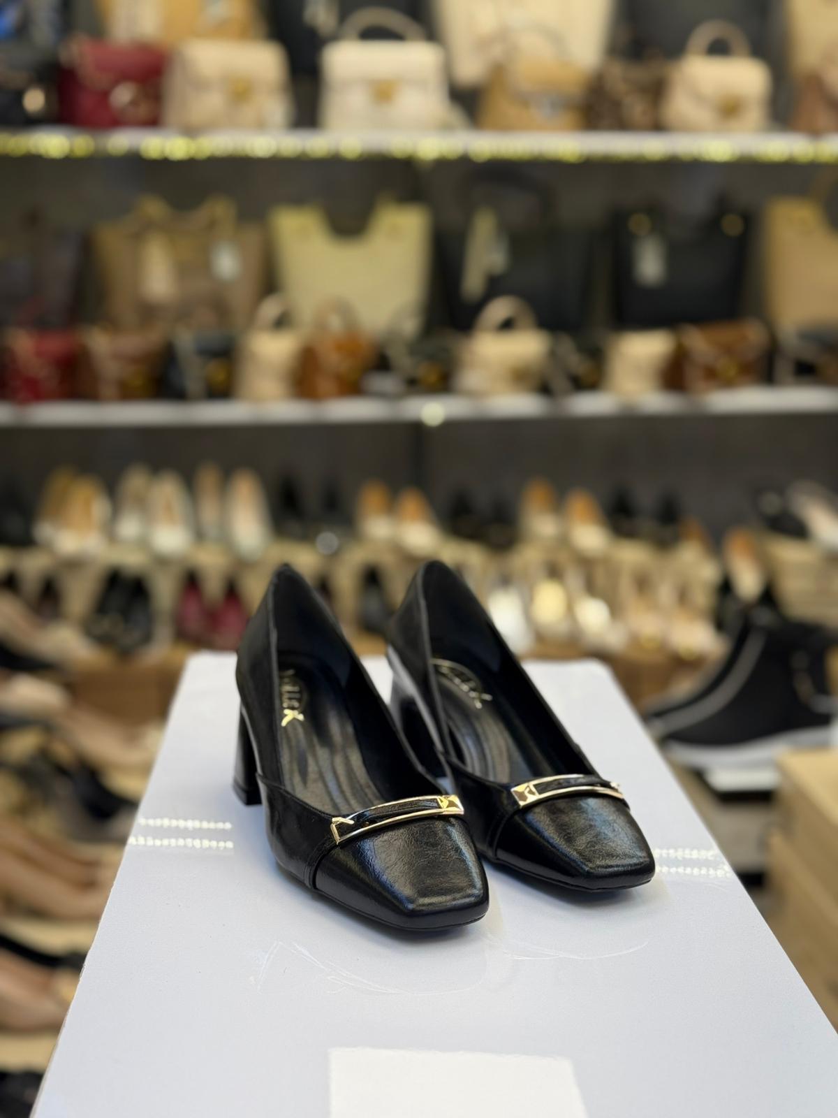 Küt Burun Topuklu Günlük