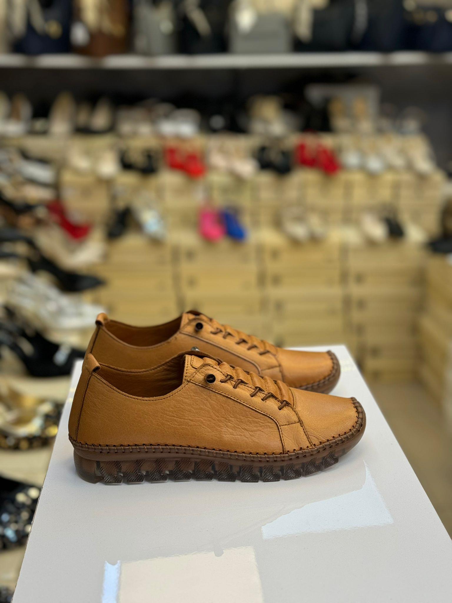 Lastik Bağcıklı Hakiki Deri Günlük Ayakkabı Taba