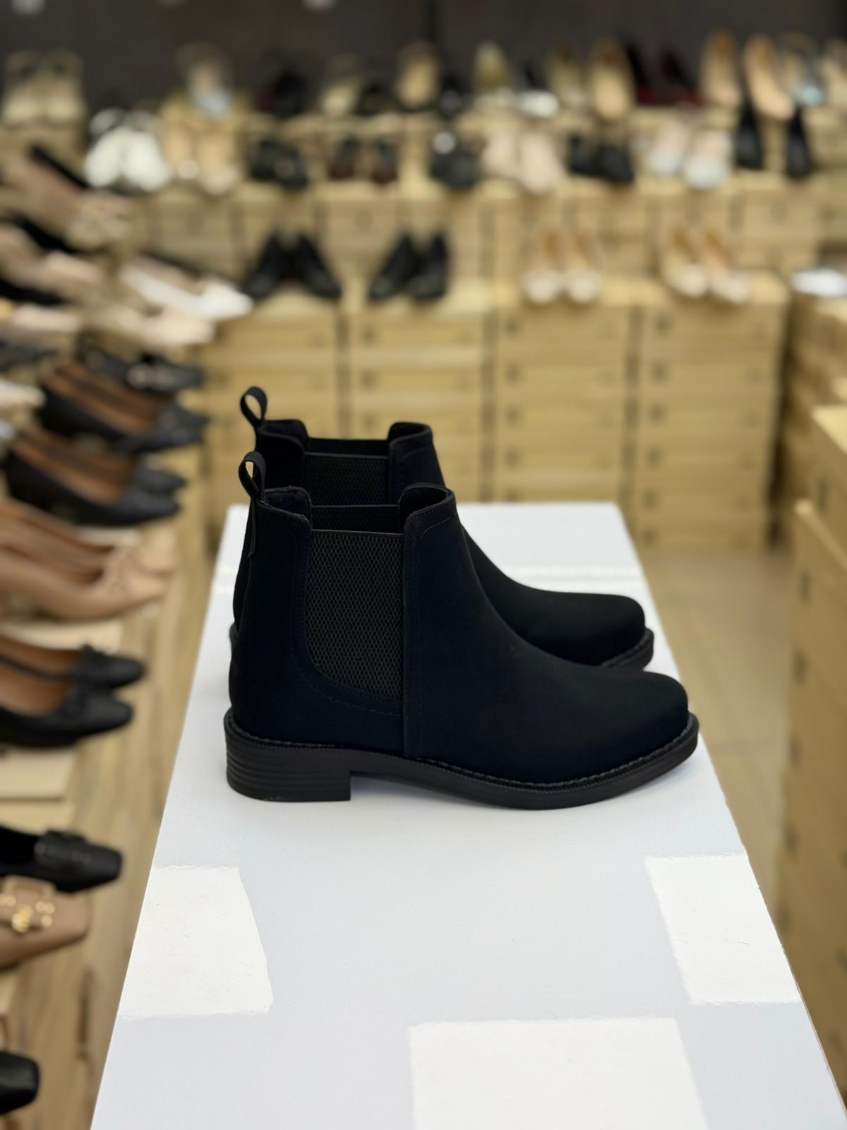 Lastikli Kaymaz Taban Kadın Bot CC11-SYH