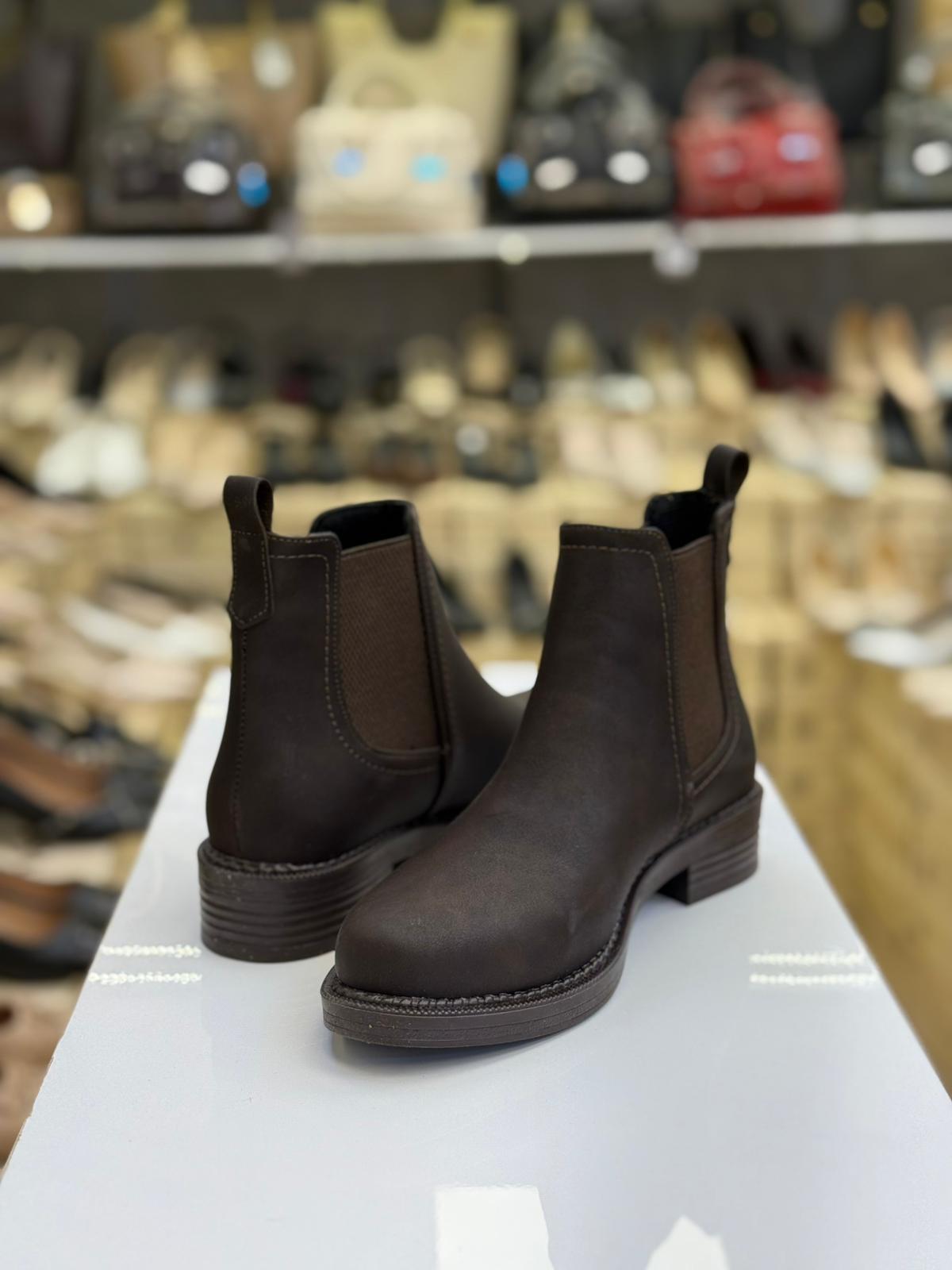 Lastikli Kaymaz Taban Kadın Bot Kahve Rengi CC11-KHV