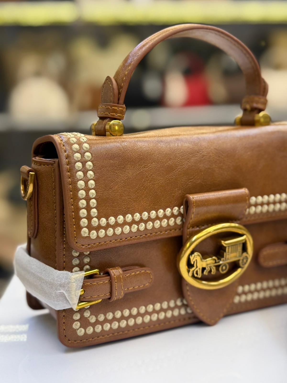 Levidor Yeni Sezon Taba Omuz Çantası