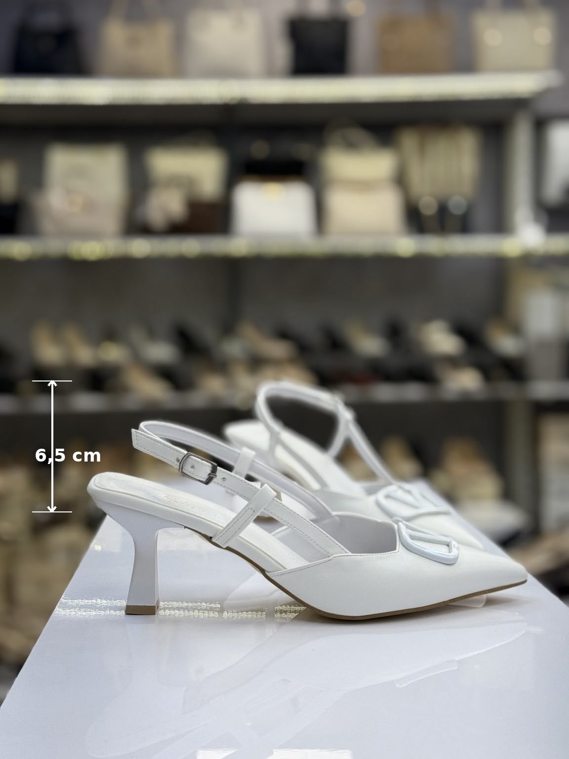 Nişan Davet ve Günlük Kullanıma Uygun Tokalı Stiletto CC