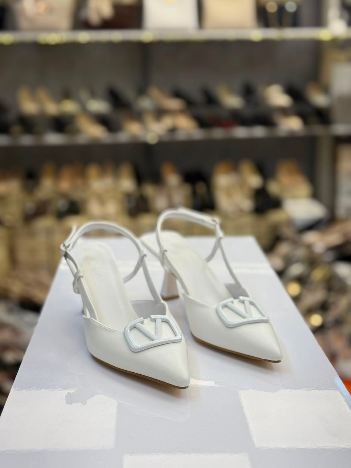 Nişan Davet ve Günlük Kullanıma Uygun Tokalı Stiletto CC