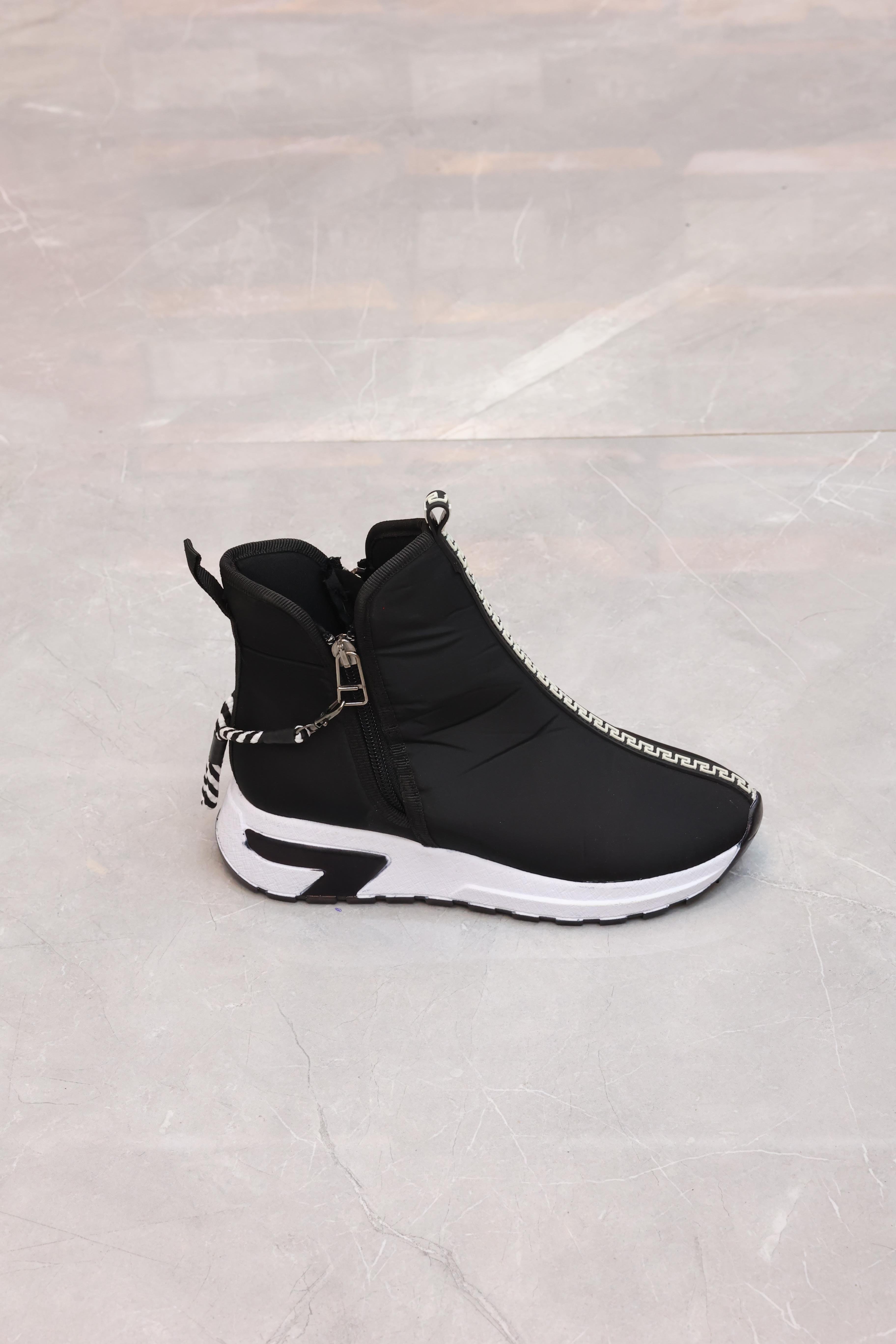 Paraşüt Kumaş Üşütmez Kadın Bot Şık