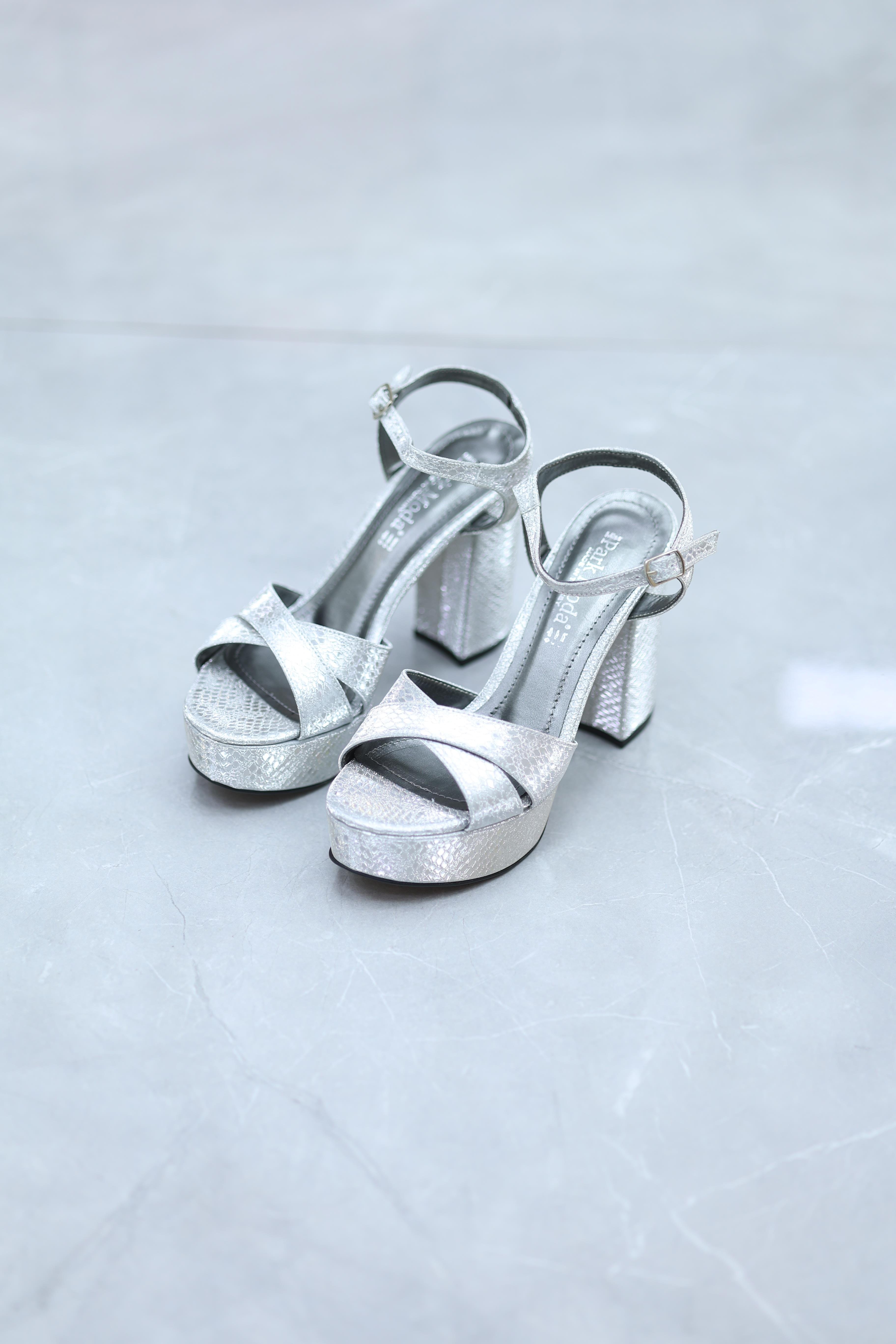 Platform Topuk Çok Rahat Kadın Ayakkabı Gümüş