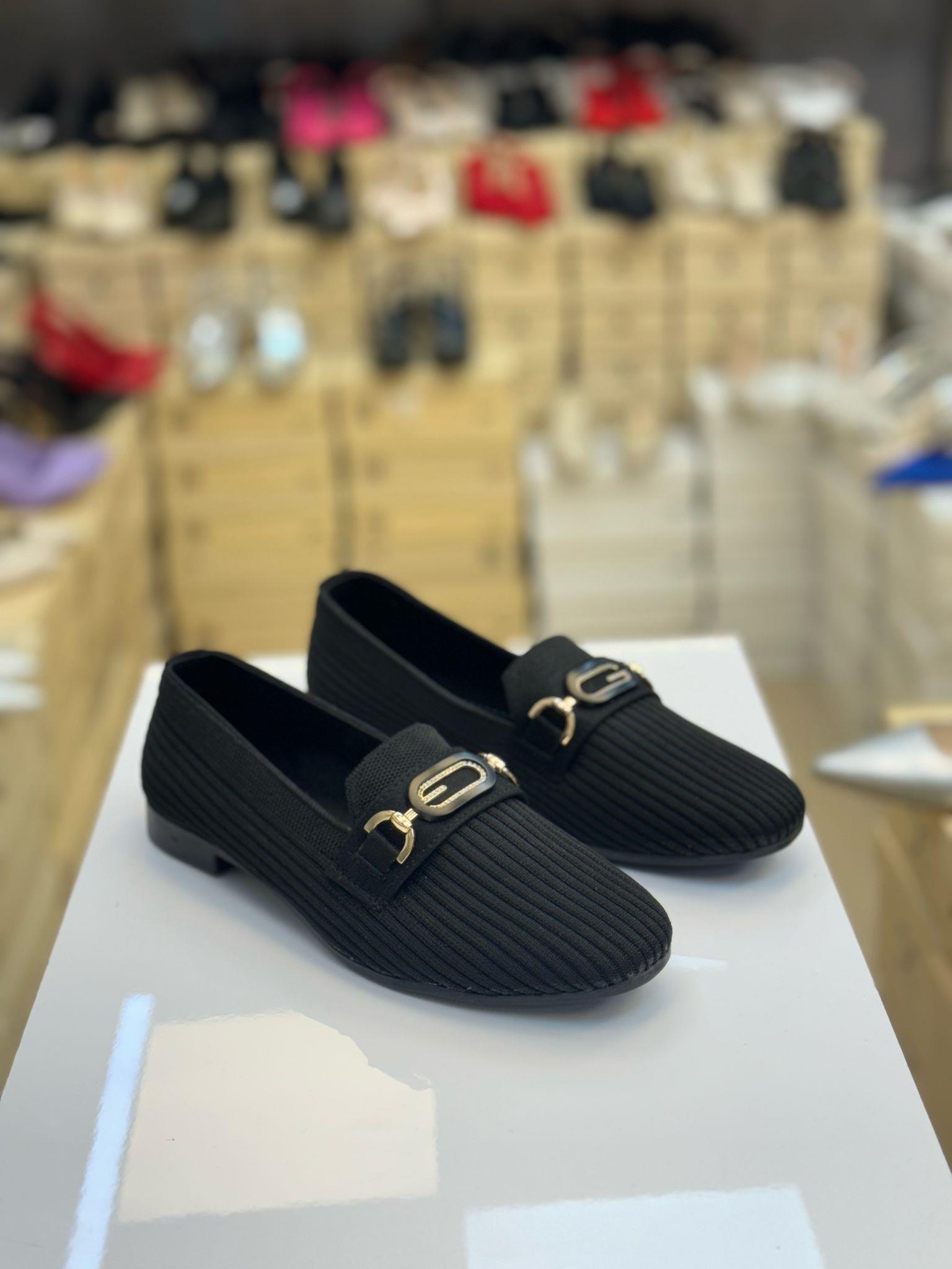 Rahat Kadın Triko Babet – Nefes Alabilir Örgü Model