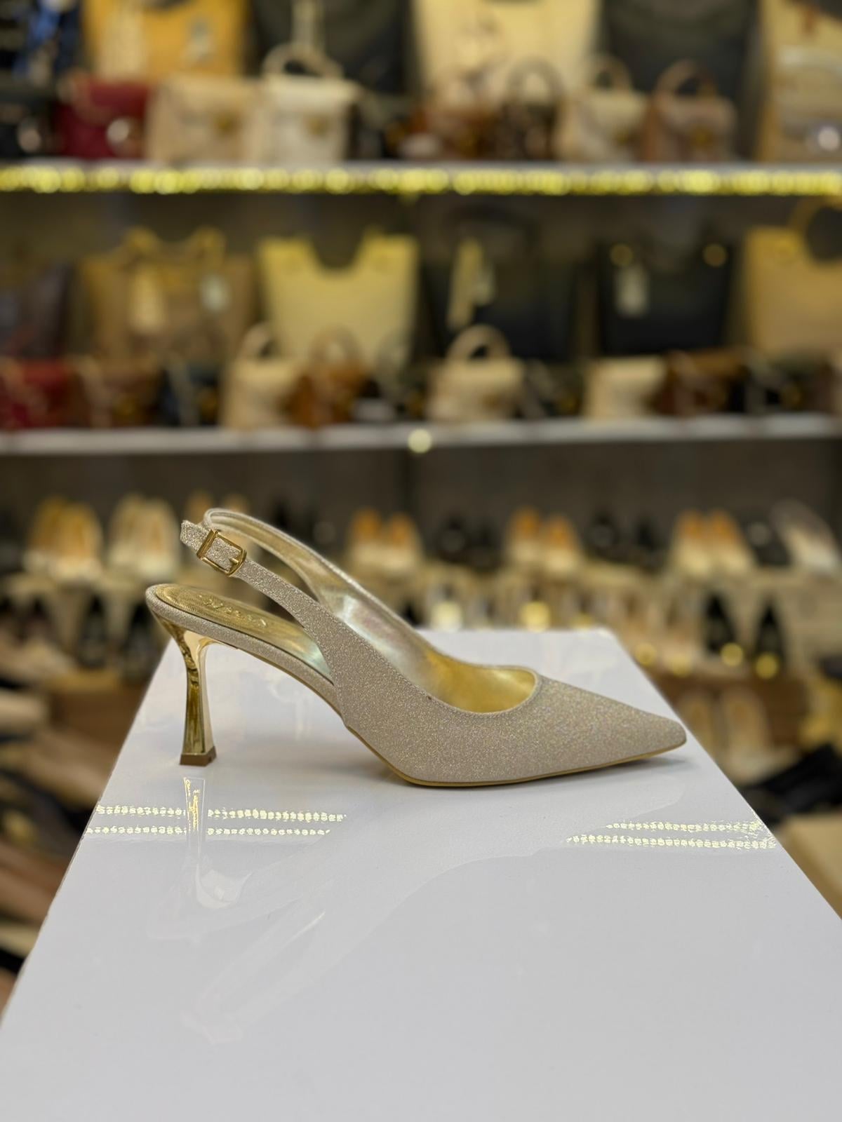 Simli Gold Stiletto Arkası Açık