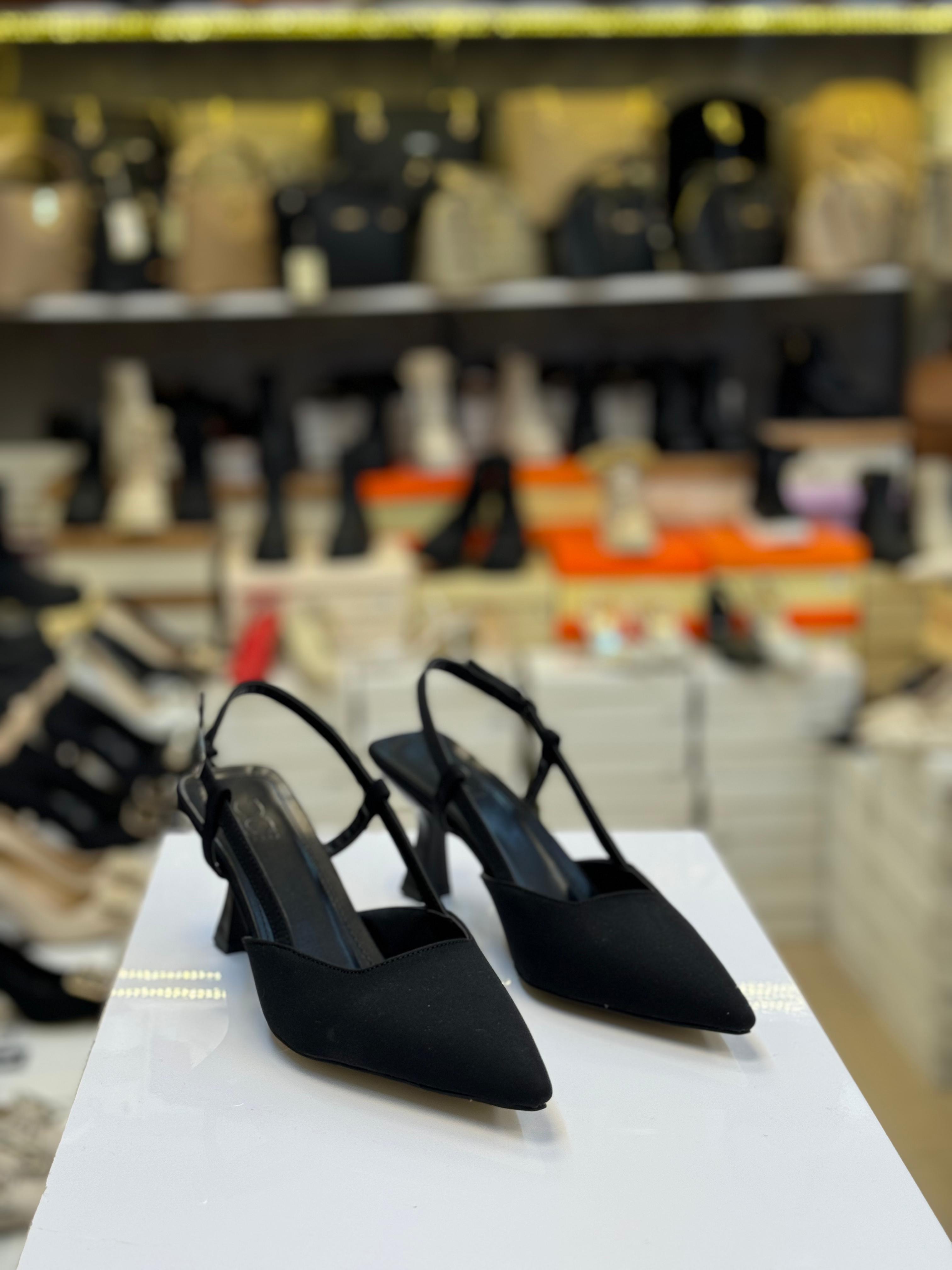 Siyah Zara Malzeme Arkası Açık Kısa Topuk Stiletto