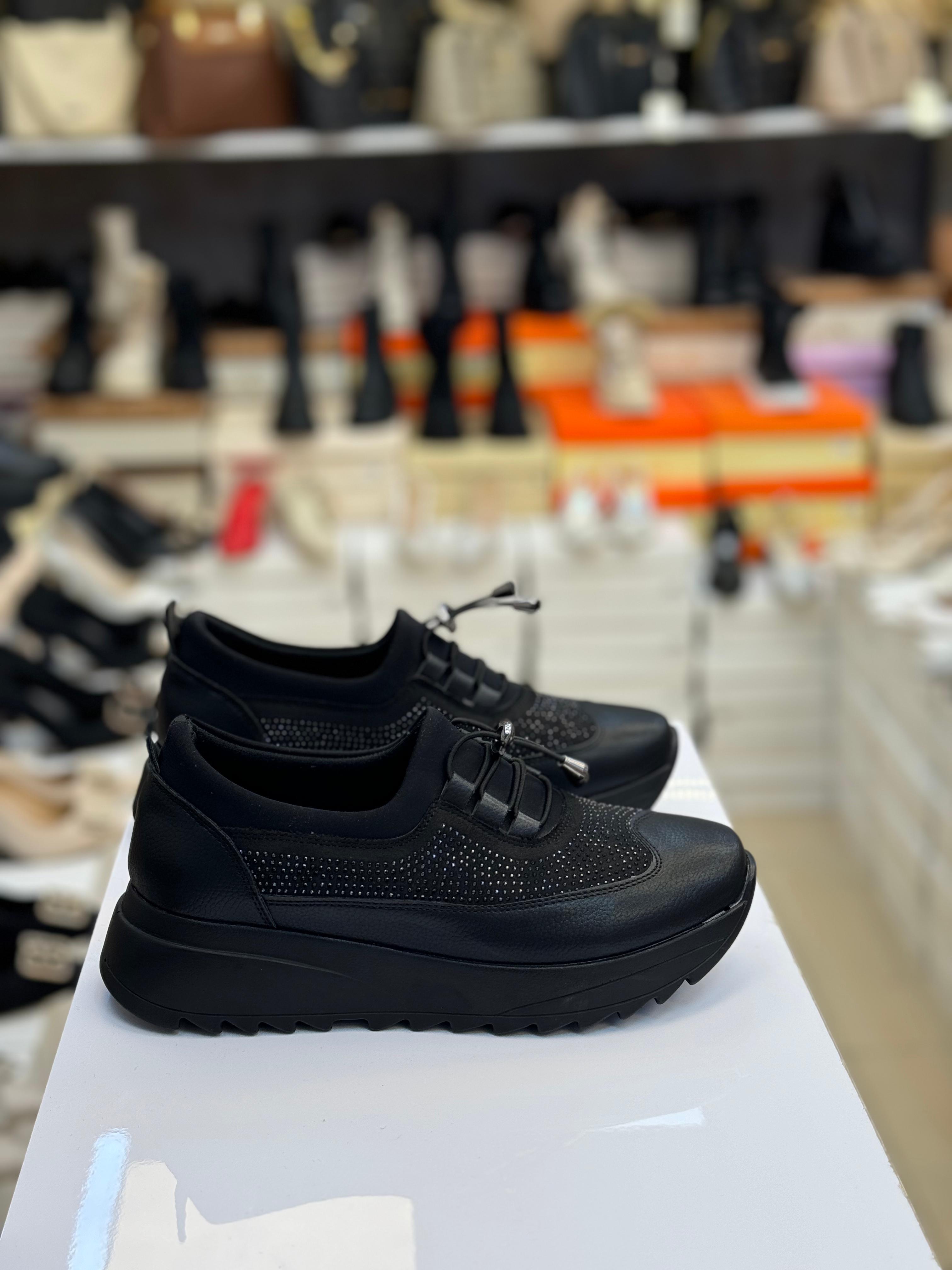 Taşlı Günlük Streç Rahat Kadın Spor Ayakkabı Siyah