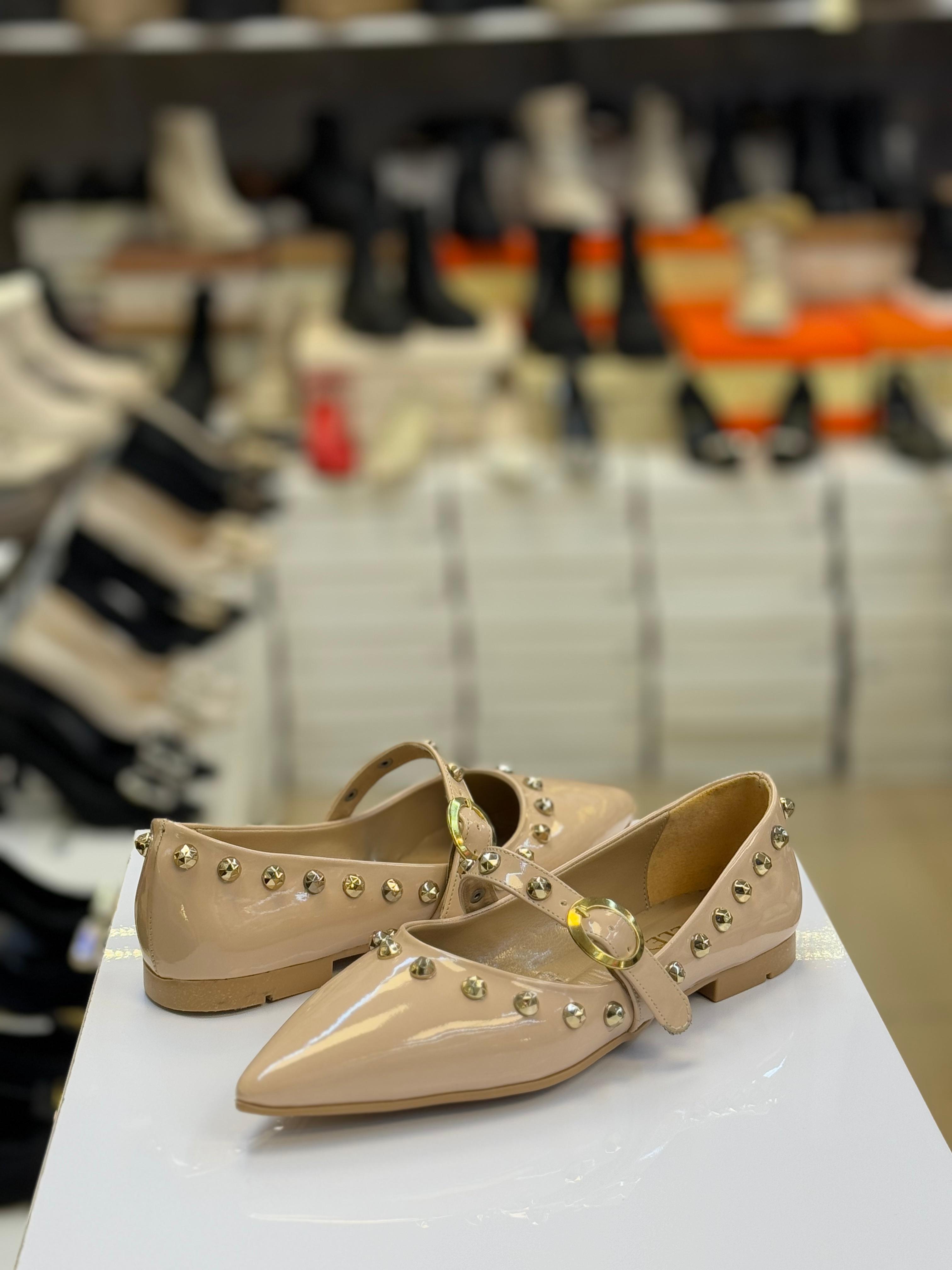 Taşlı Rugan Nut Rengi Bayan Babet