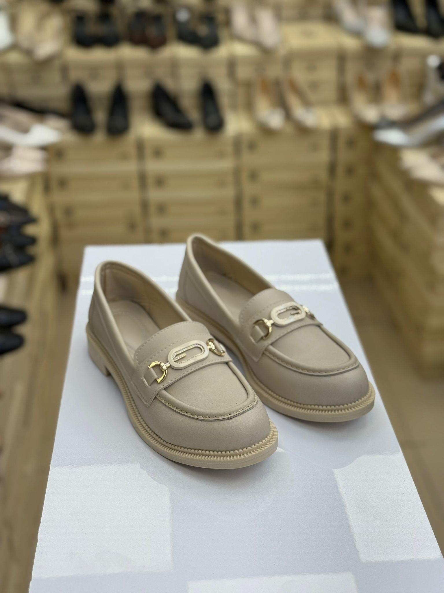Ten Loafer
