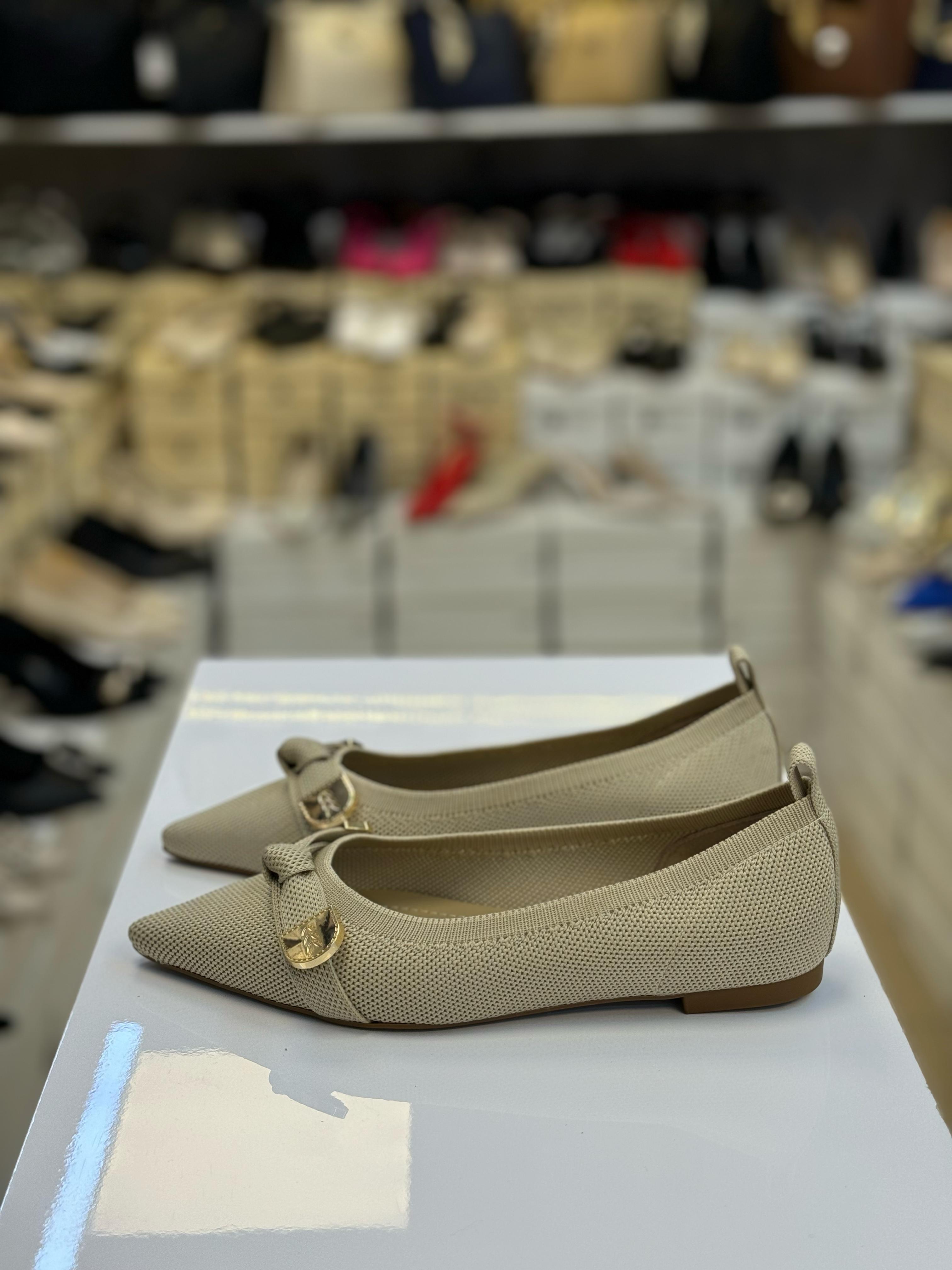 Ten Rengi Sivri Burun Fiyonklu Triko Babet