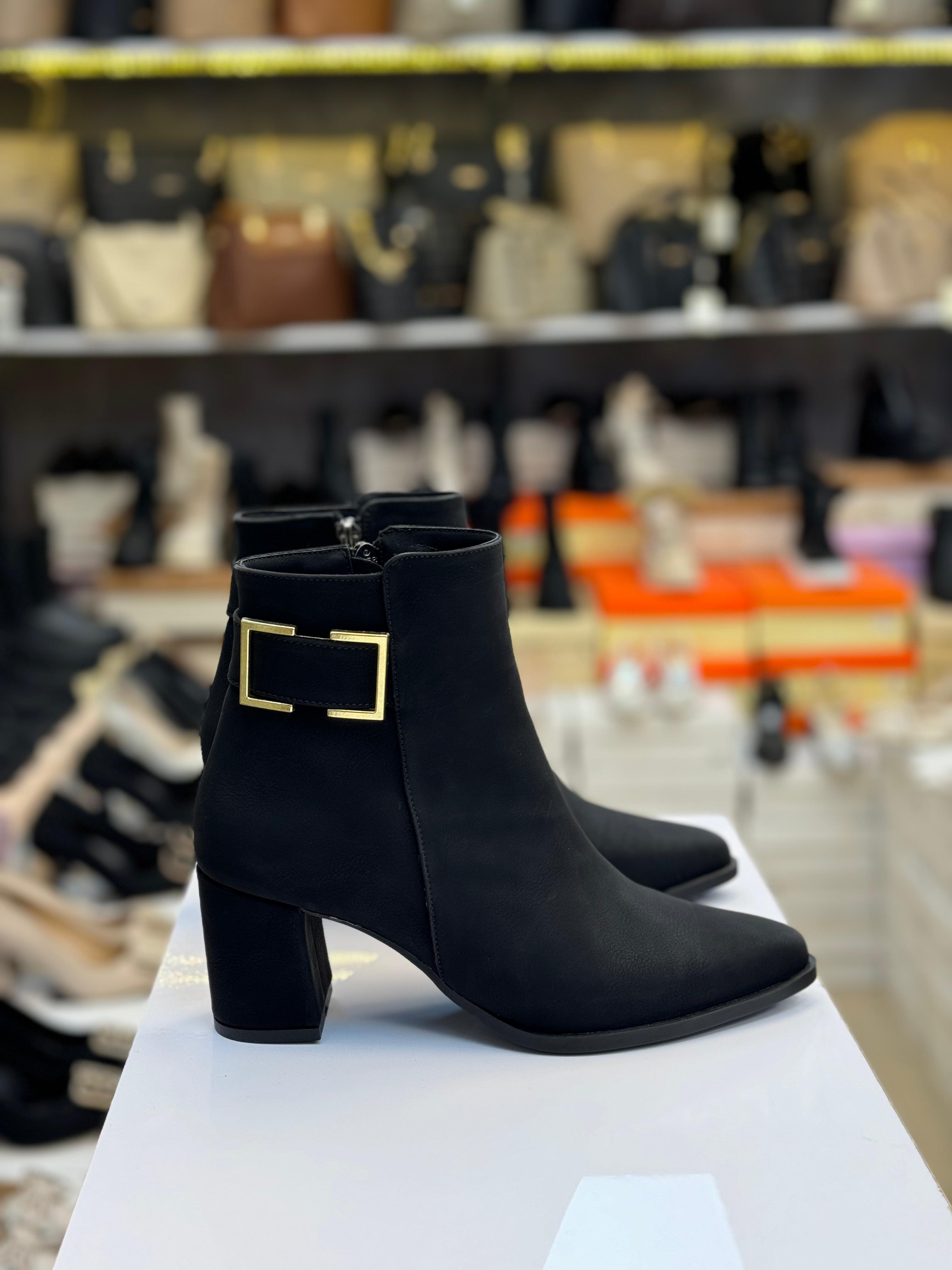 Topuklu Rahat Siyah Kadın Bot