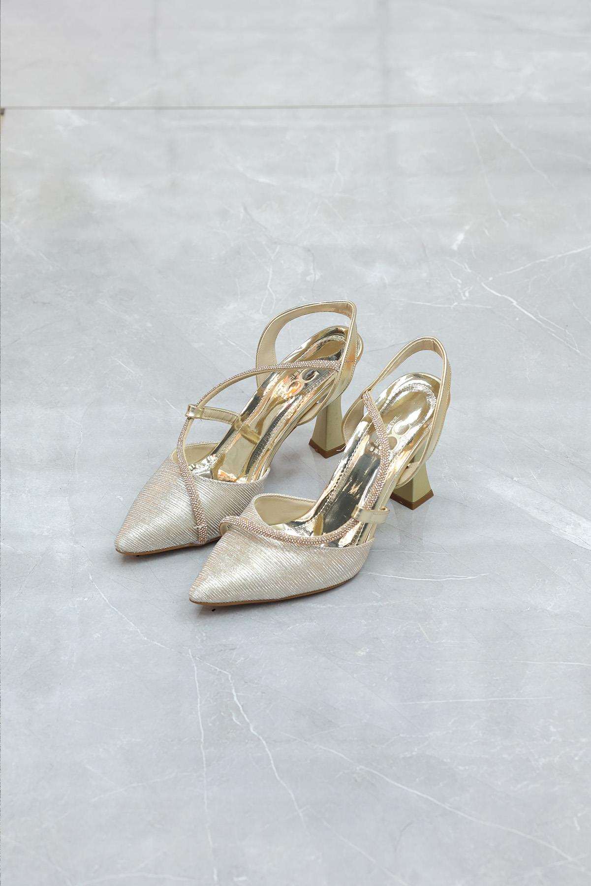 Topuklu Taşlı Gold Kadın Ayakkabısı