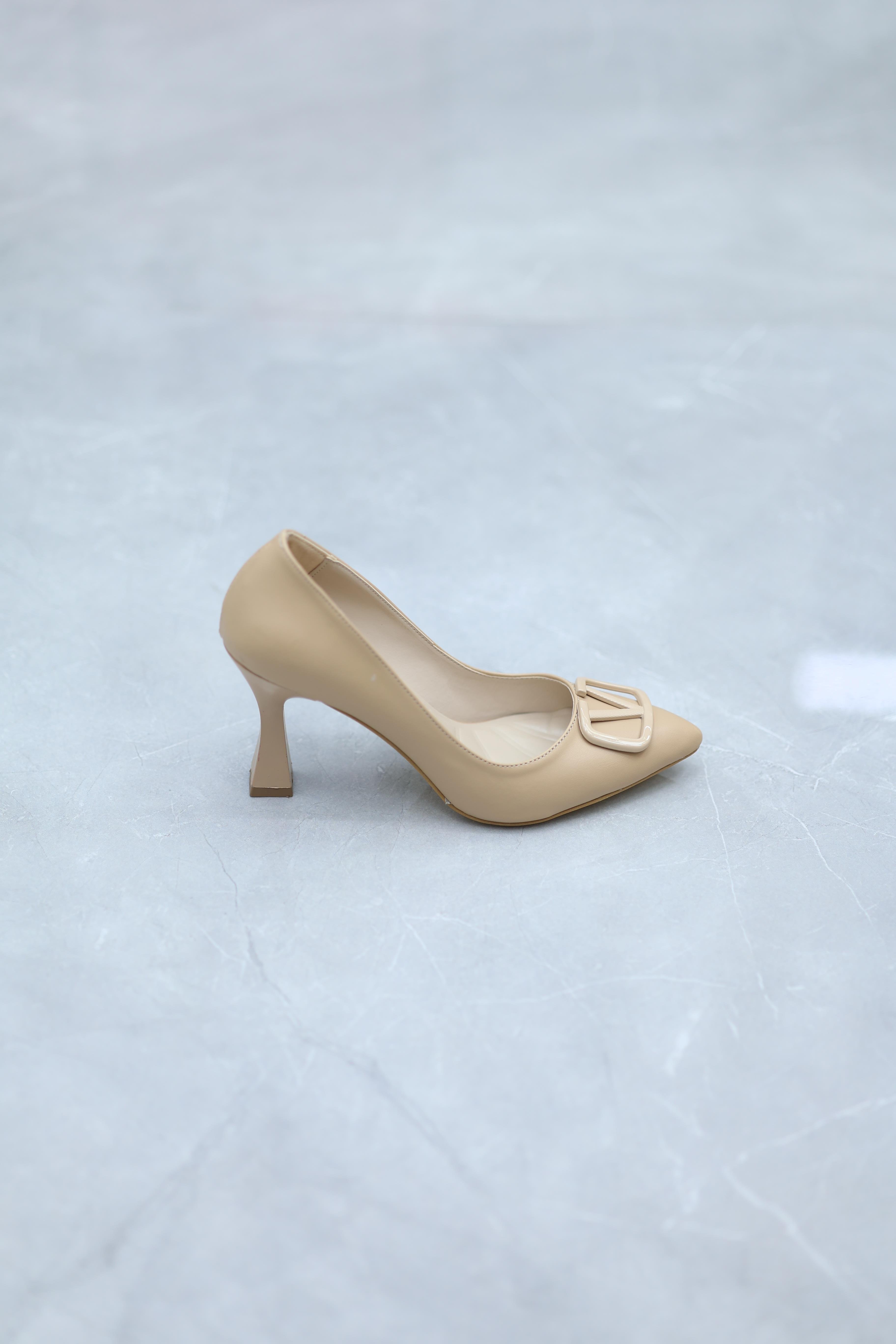 V Toka Vizon Renk Topuklu Ayakkabı