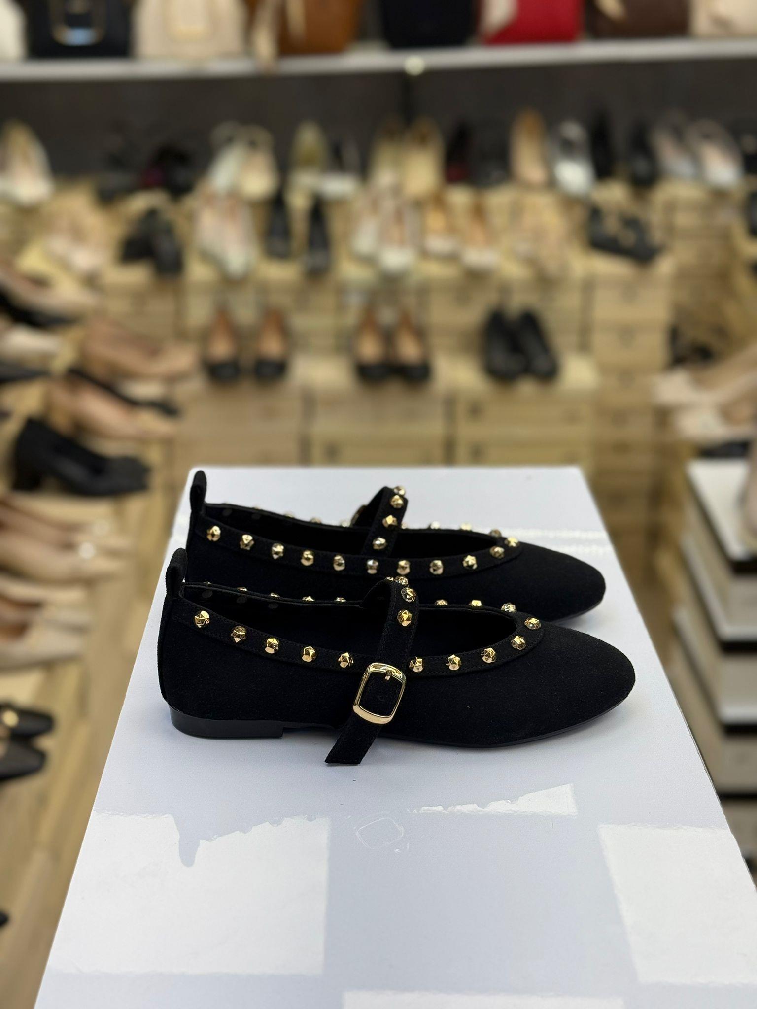 Yuvarlak Burun Zımbalı Babet