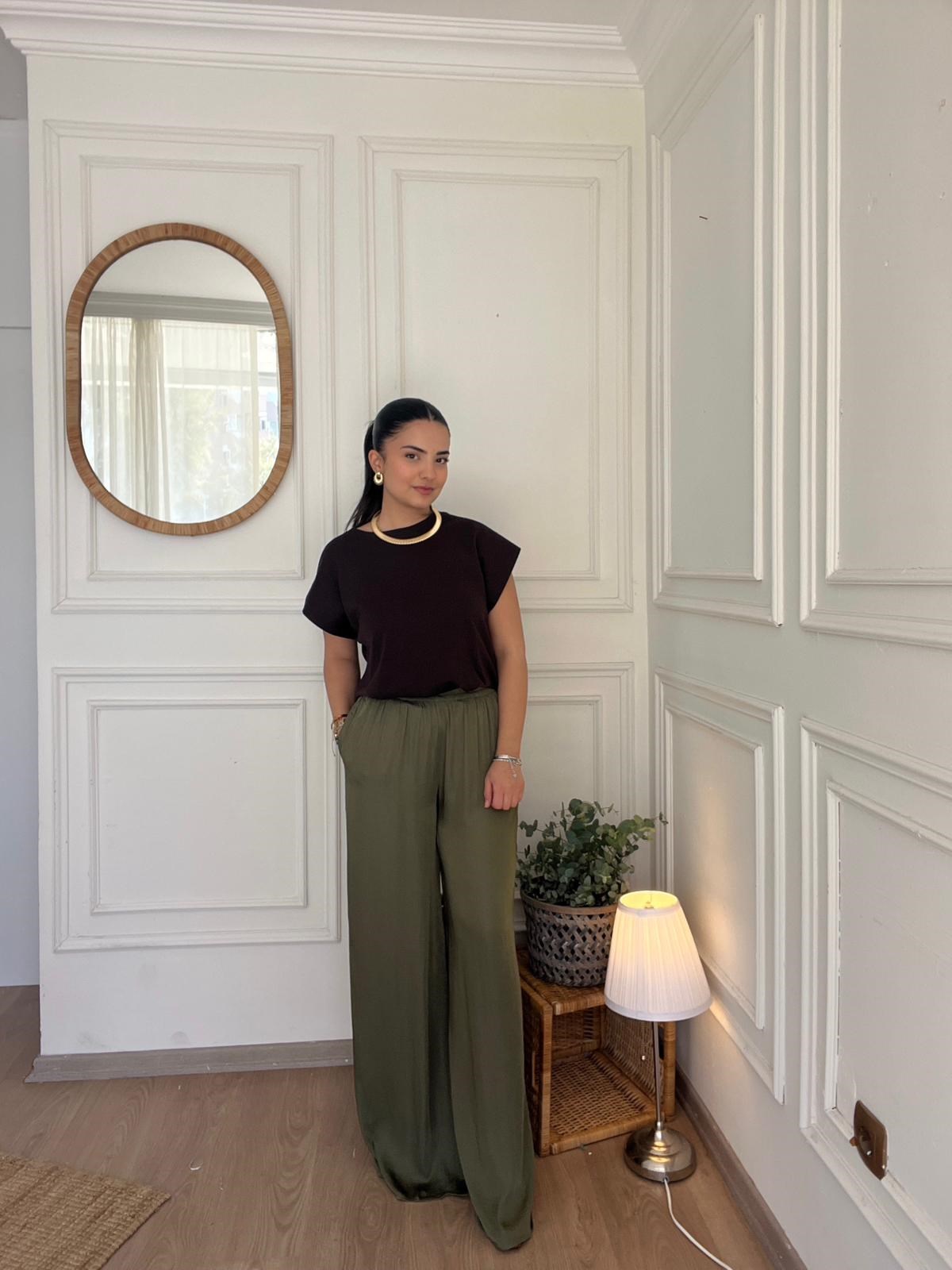 Beli Lastikli Saten Pantolon Haki