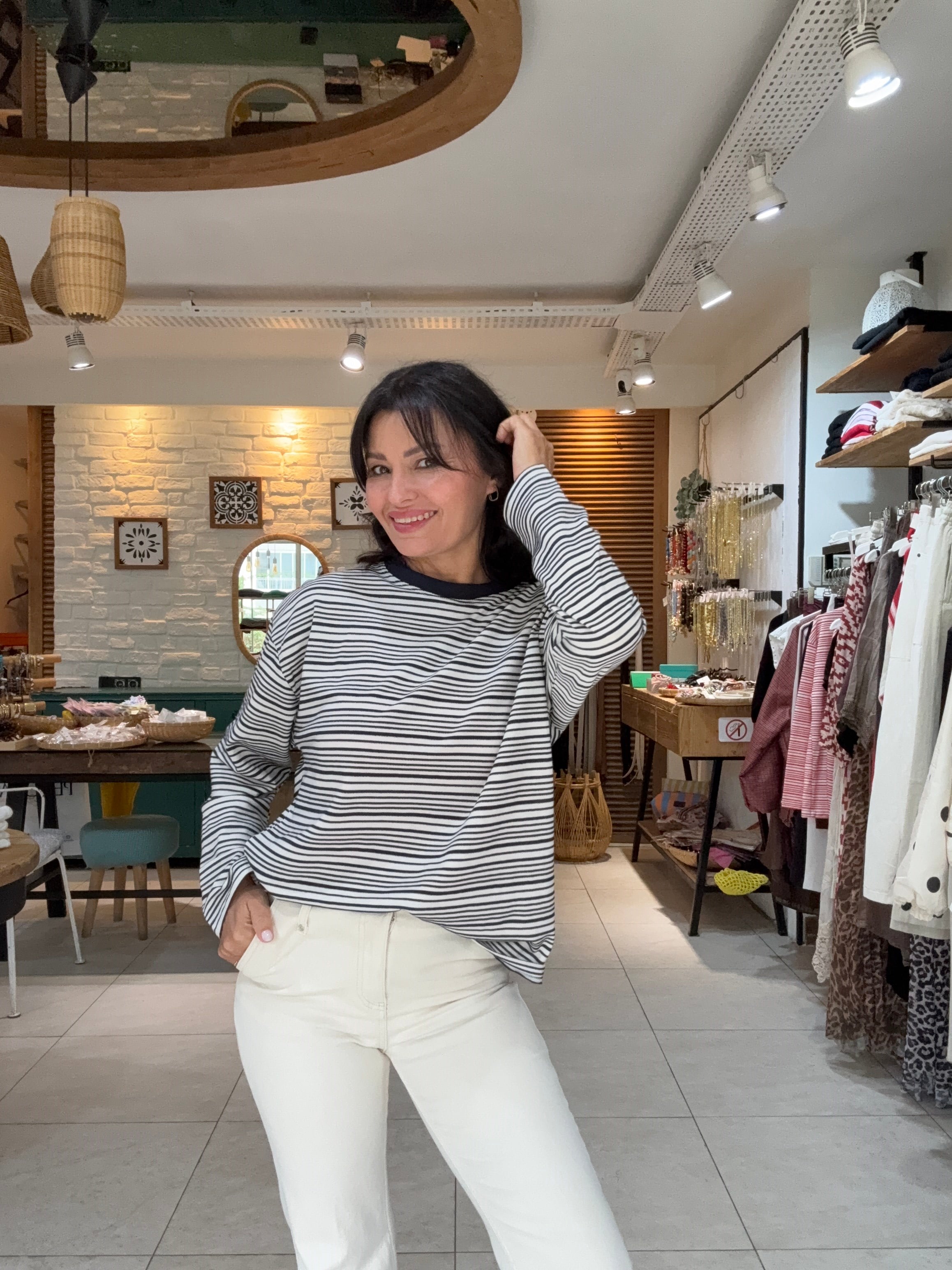 Bisiklet Yaka Çizgili Sweatshirt Lacivert