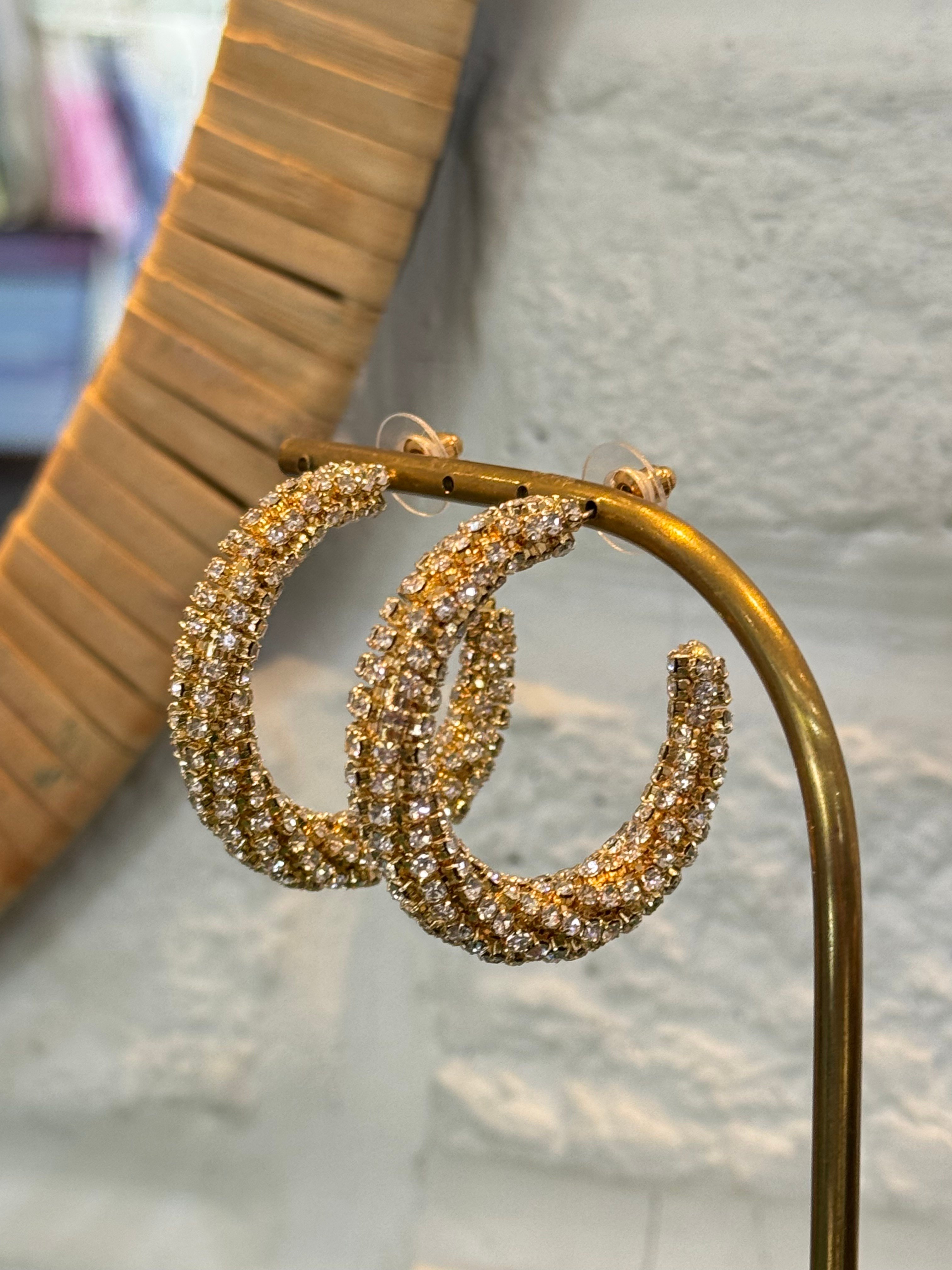 Cloe Gold Taş Detay Küpe