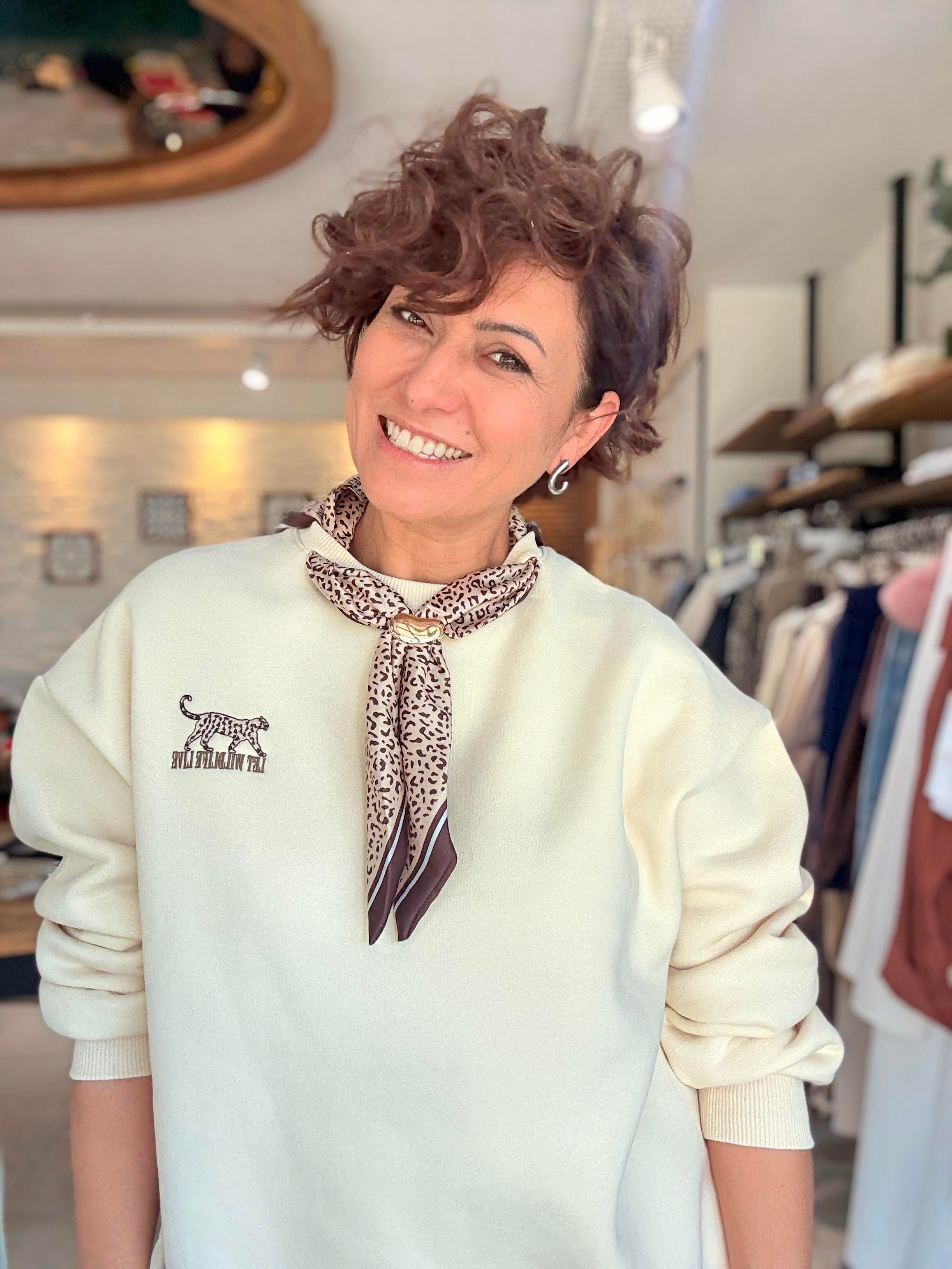 Fular Detay Sweatshirt Bej