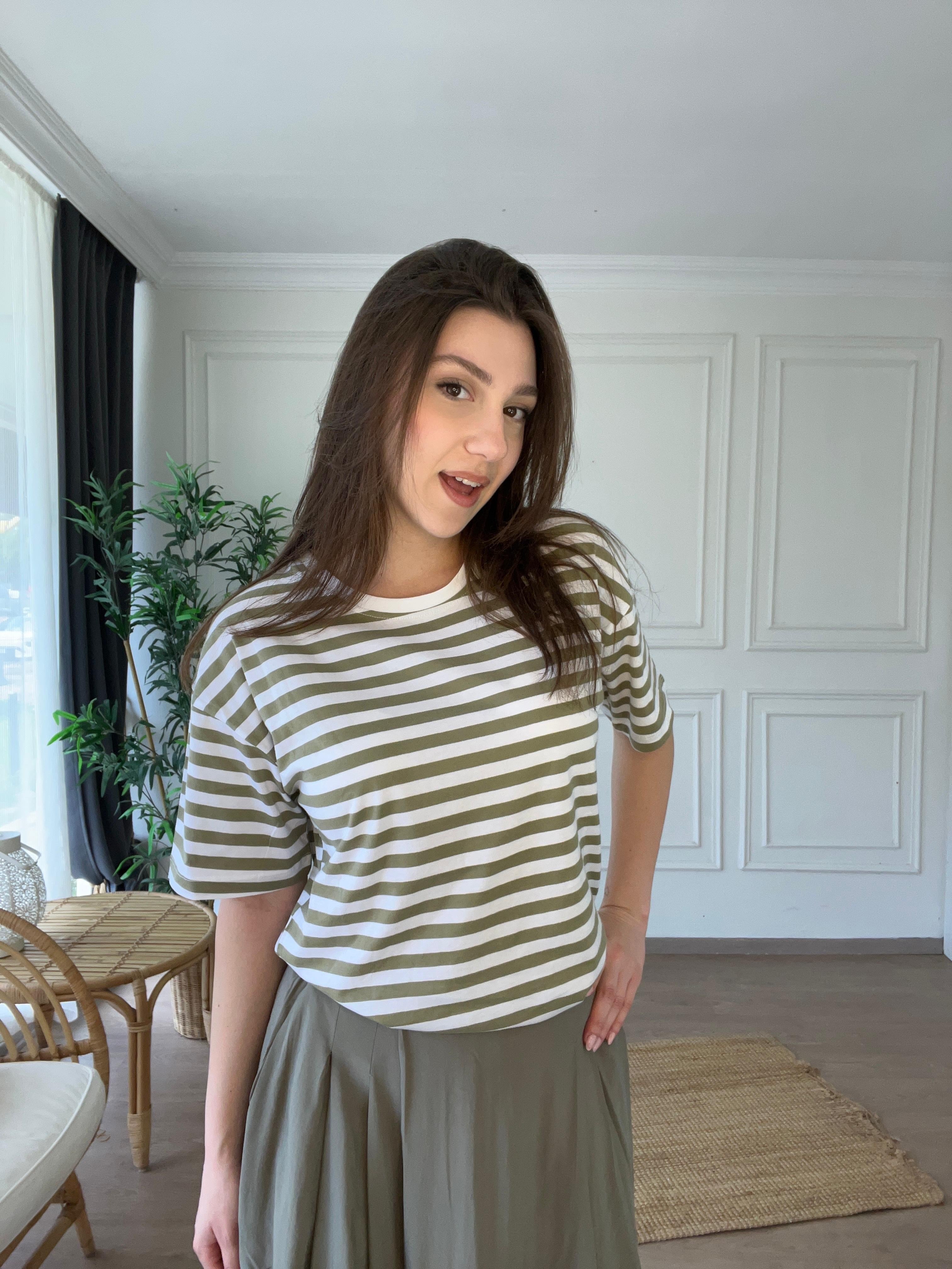 Haki Çizgili T-Shirt