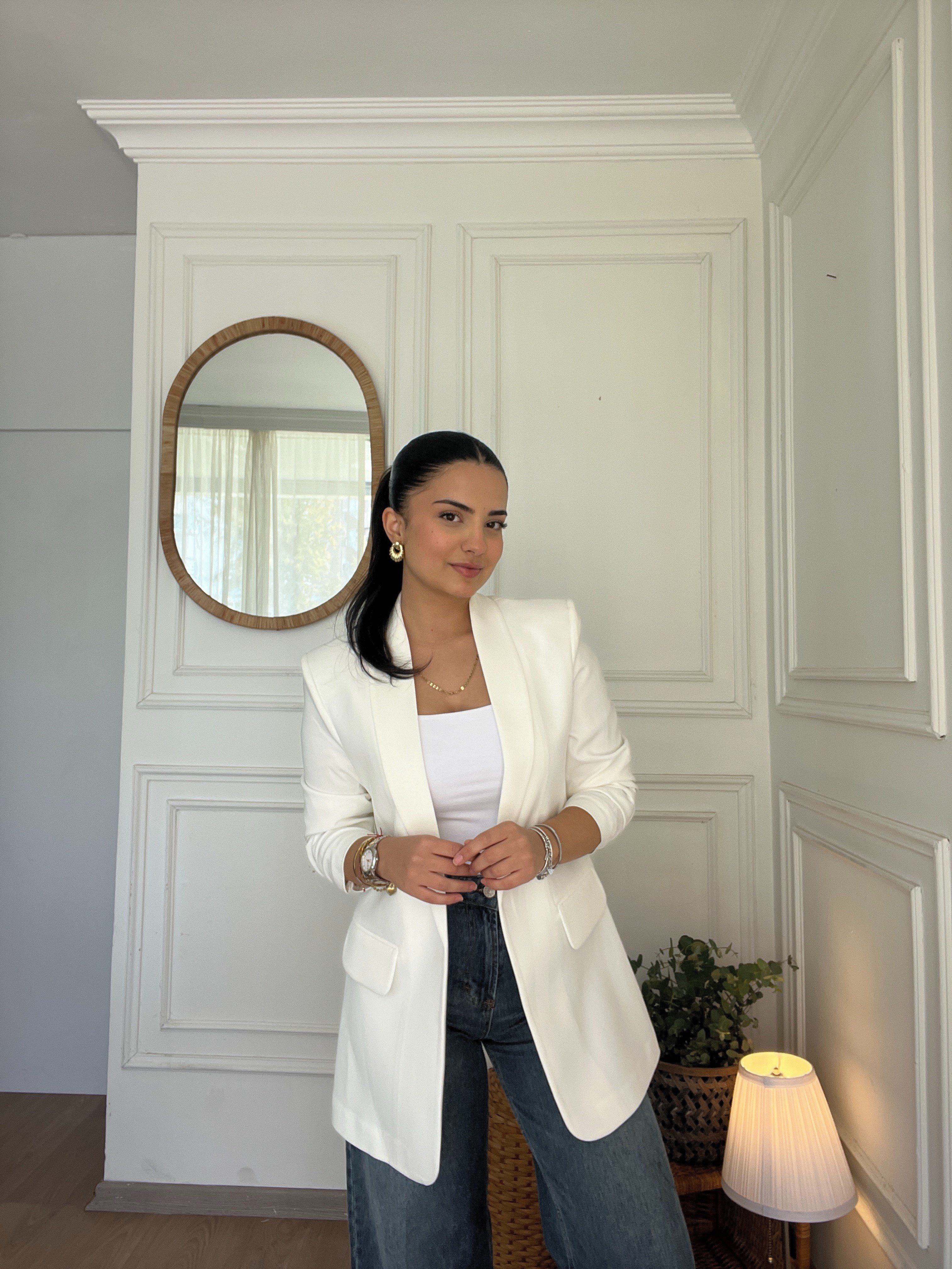 Kolu Büzgülü Blazer Kırık Beyaz
