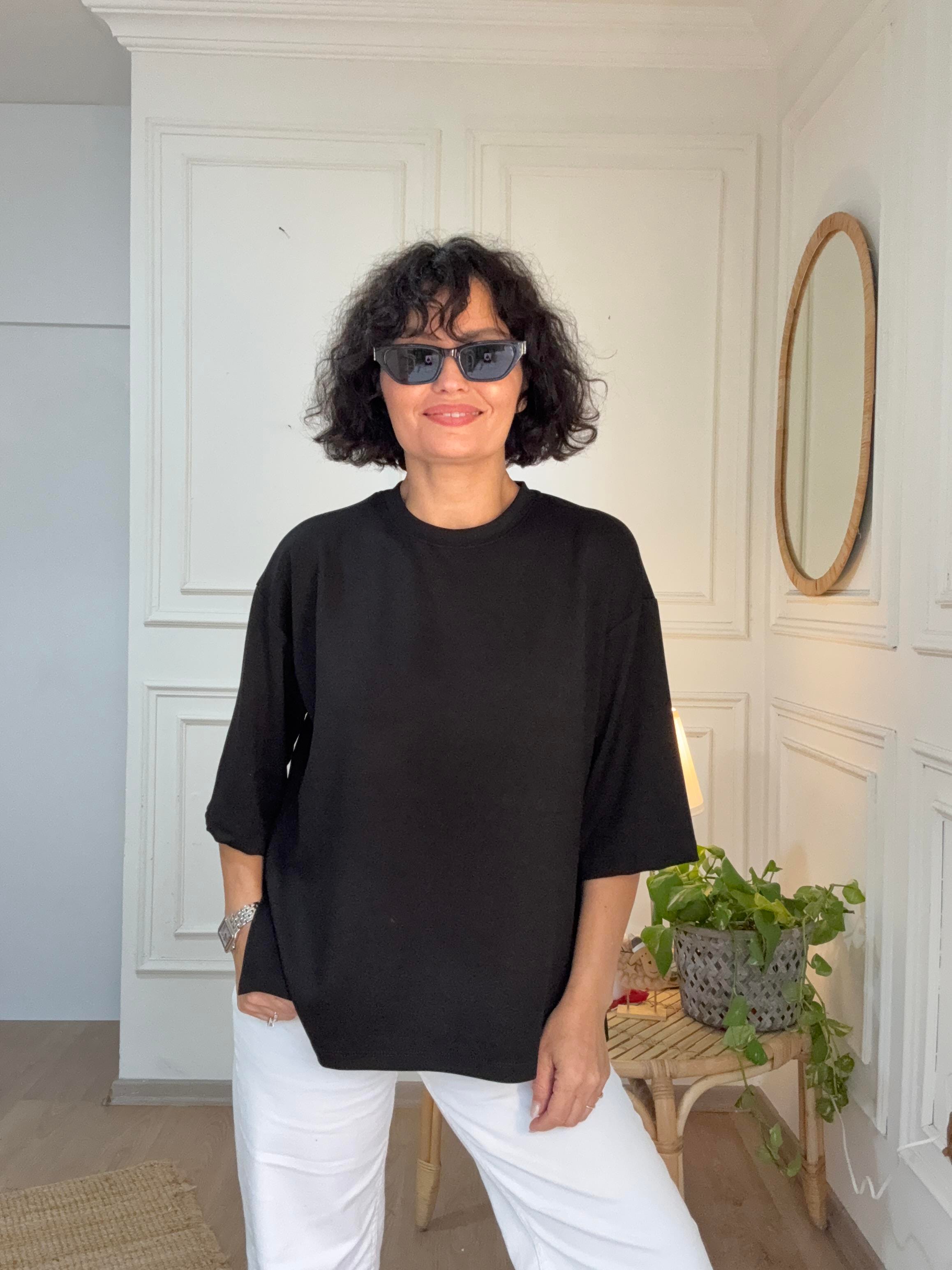 Modal Kumaş Yırtmaçlı Oversize Tişört Siyah