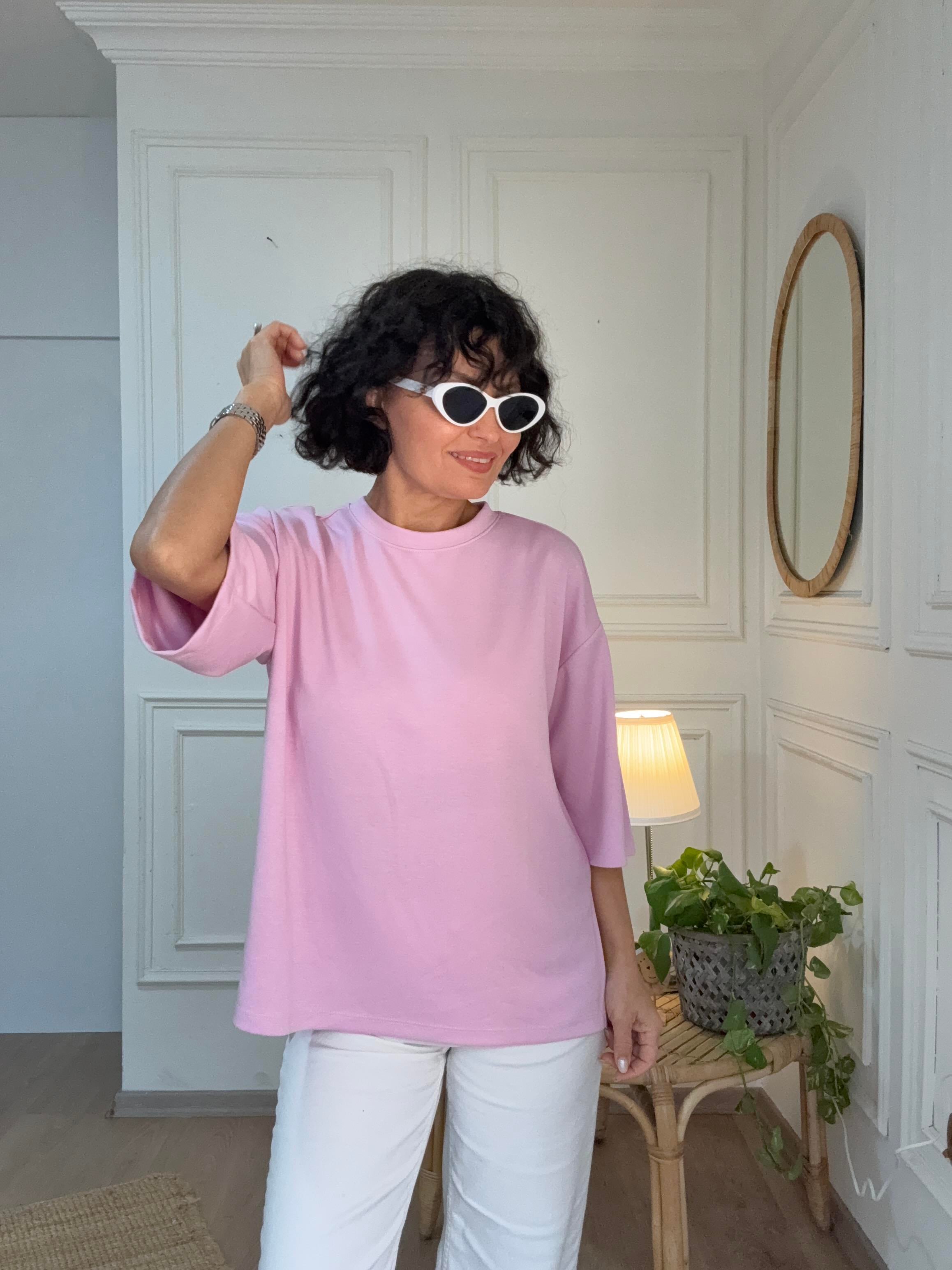 Modal Kumaş Yırtmaçlı Oversize Tişört Pembe