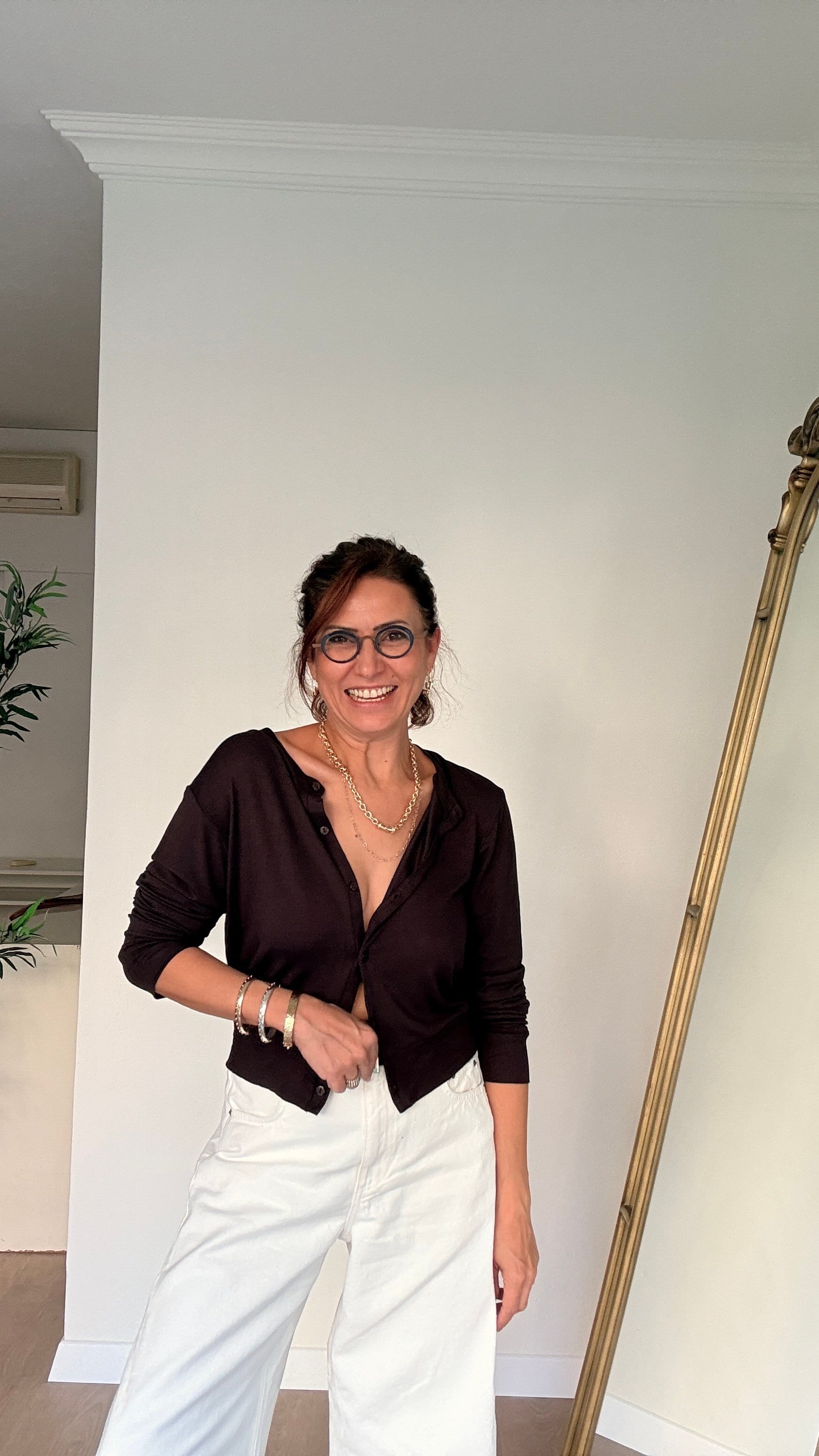 Önü Düğmeli Likralı Bluz Kahverengi