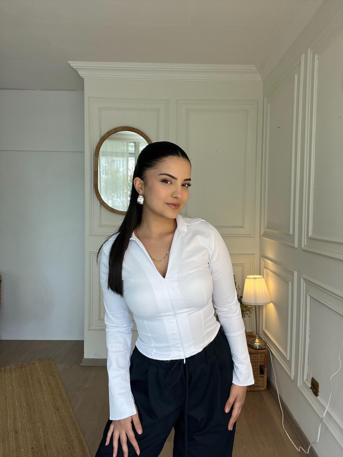 Önü Fermuarlı Likralı Gömlek Beyaz