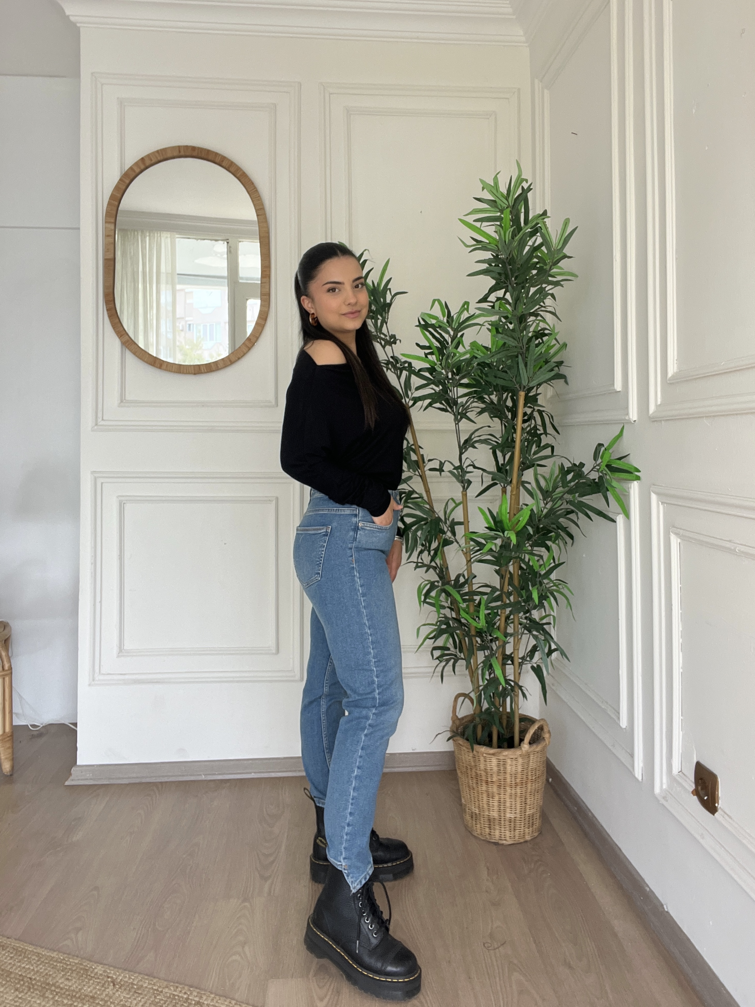 Paça Detaylı Mom Jean  Mavi