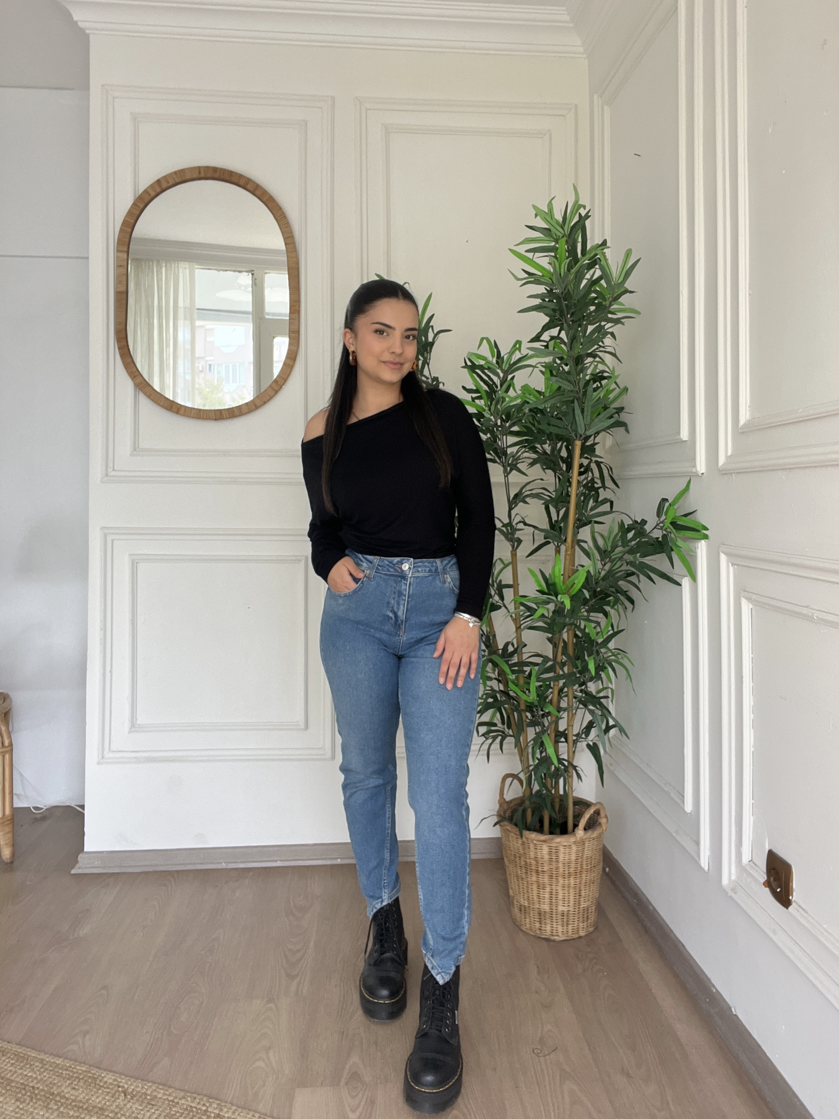 Paça Detaylı Mom Jean  Mavi