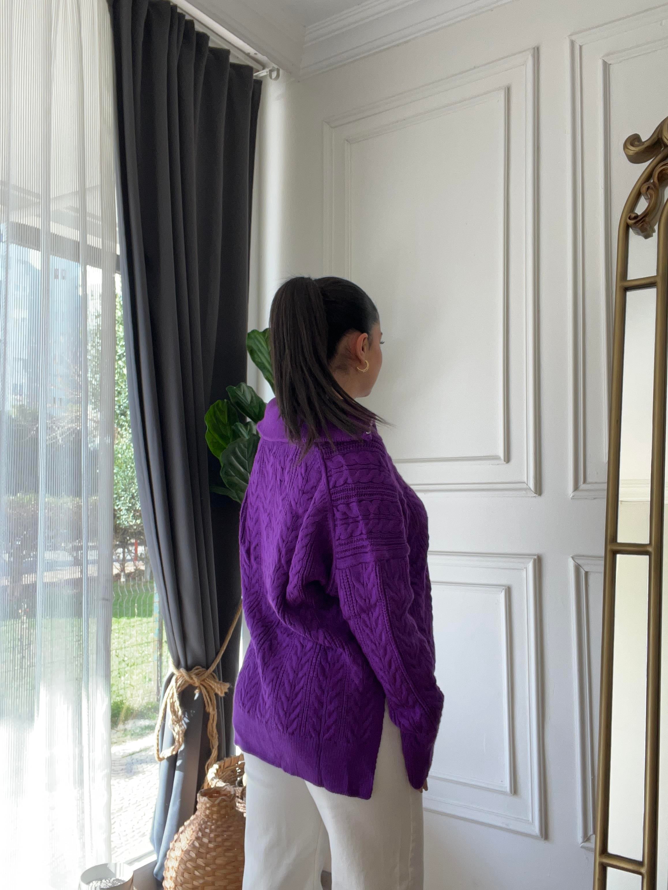 Saç Örgü Motifli Fermuarlı Kazak Mor
