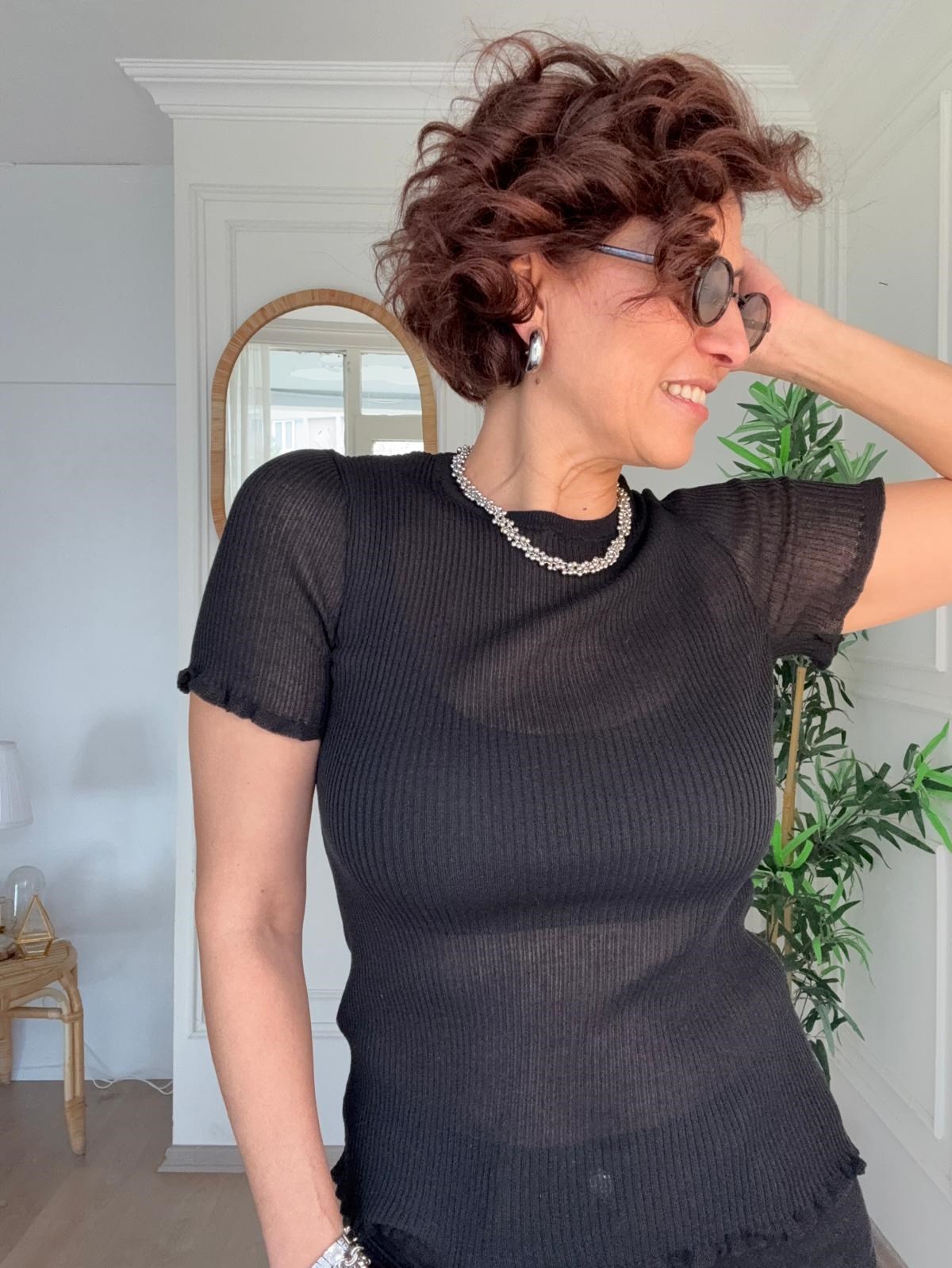 Transparan Yarım Kol Fırfırlı Triko Siyah