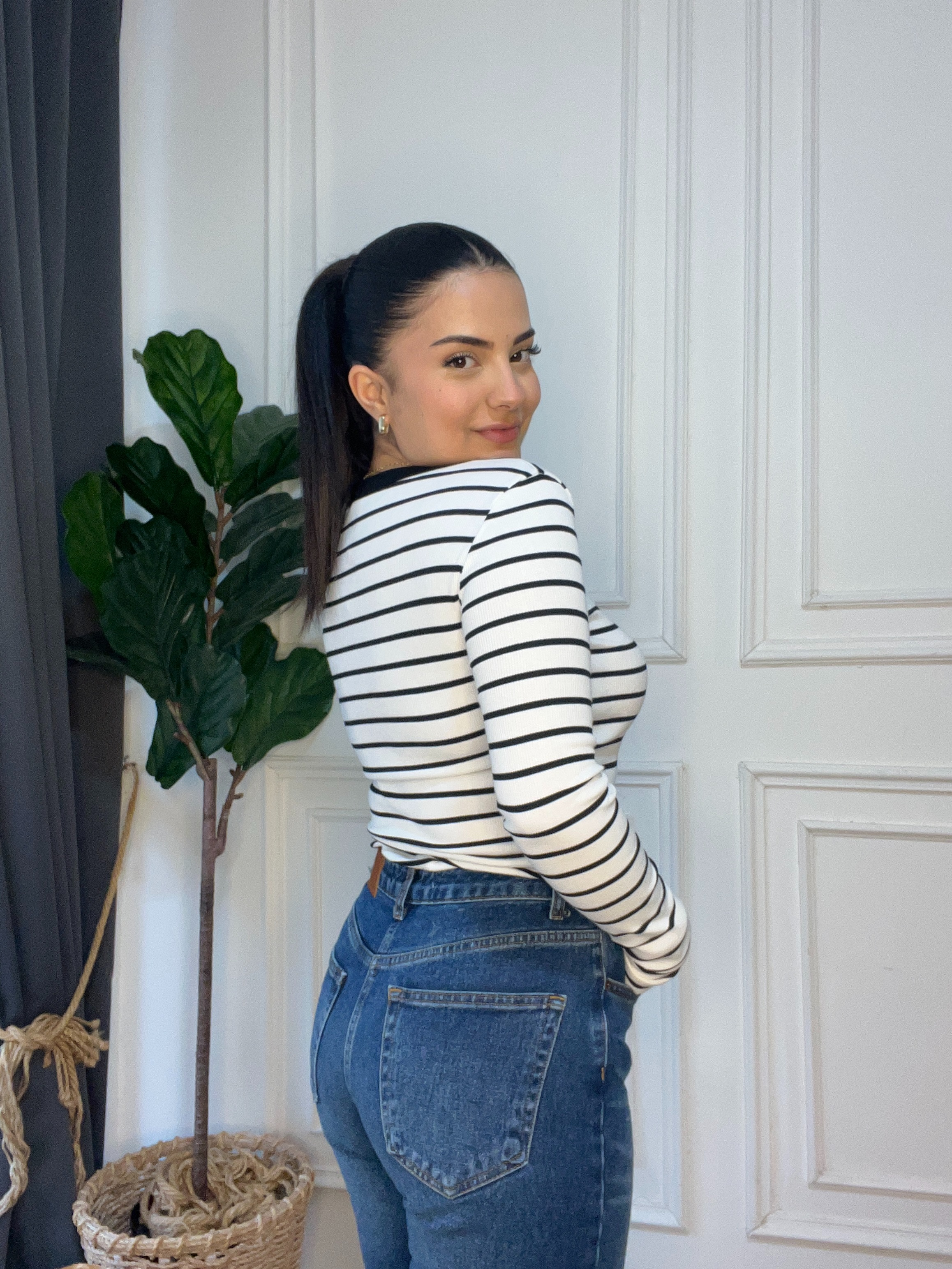 U Yaka Çizgili Fitilli Uzun Kollu Body 