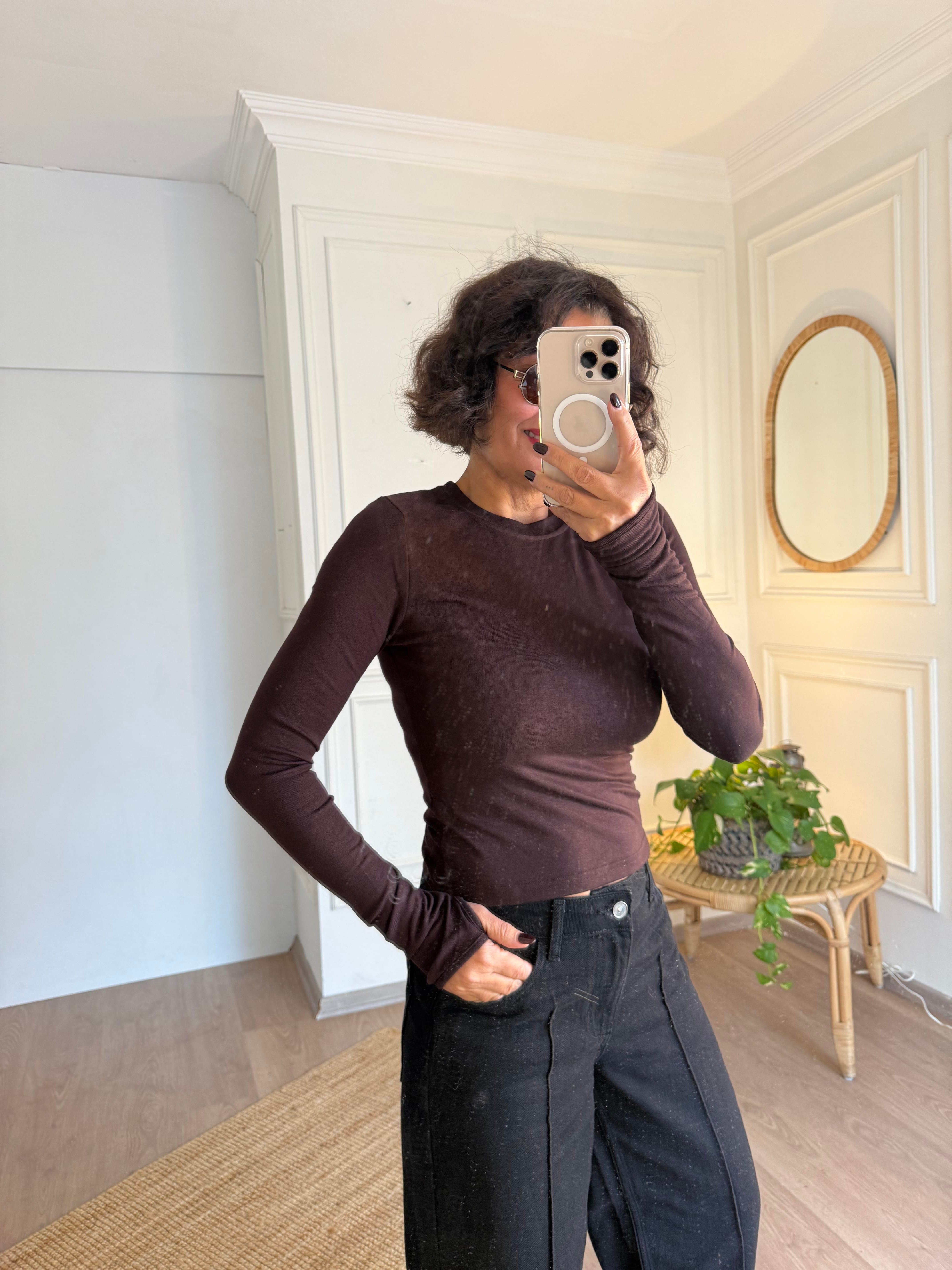 Uzun Kollu Parmak Geçmeli Body Kahverengi