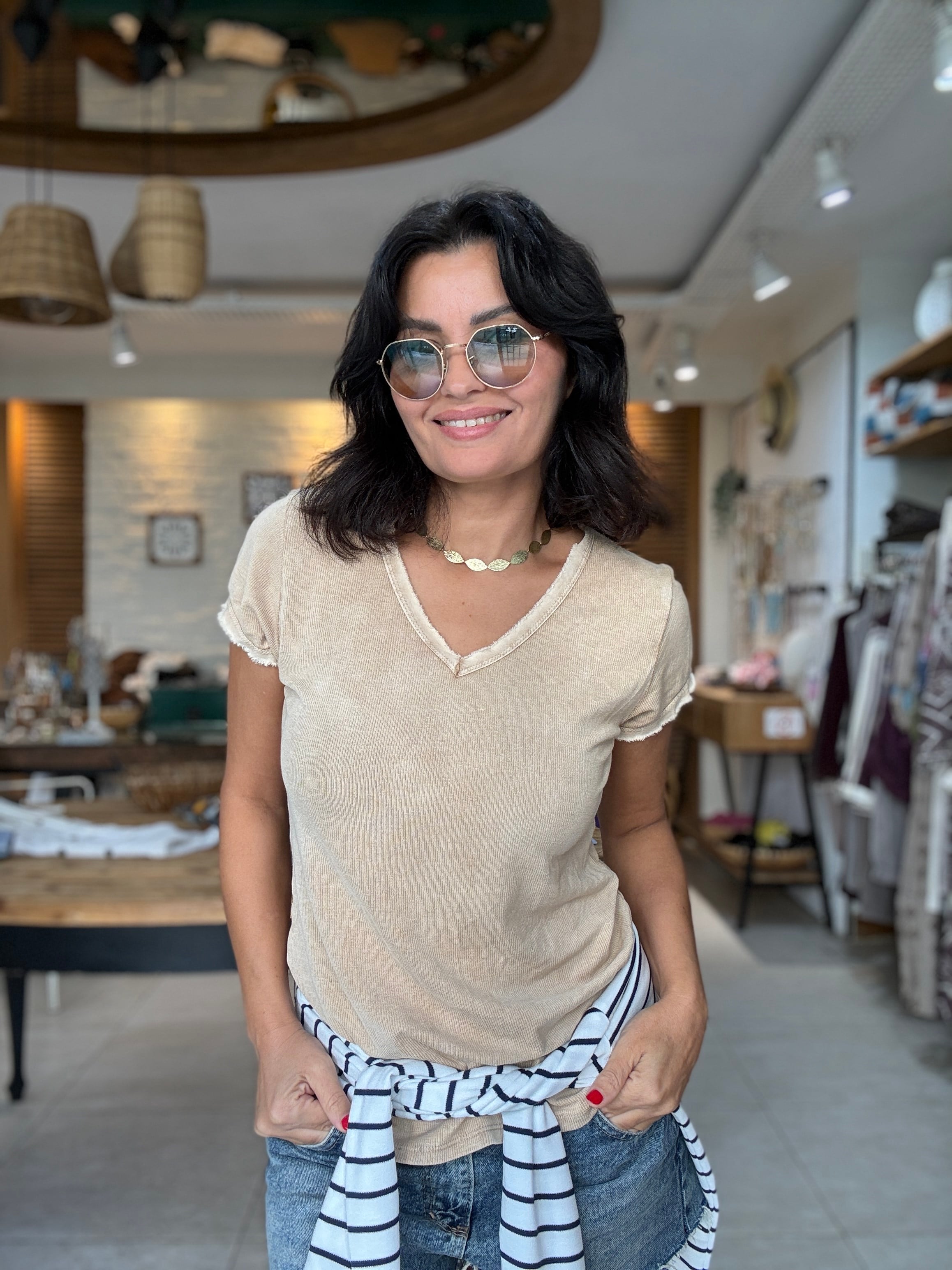 V Yaka Fitilli Basic Tshirt Camel