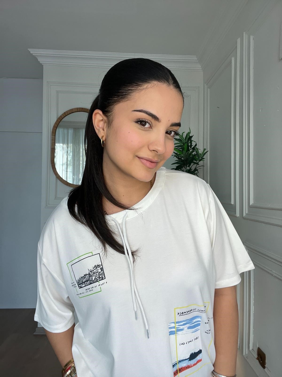Yakası İpli Modal Kumaş Tshirt Beyaz
