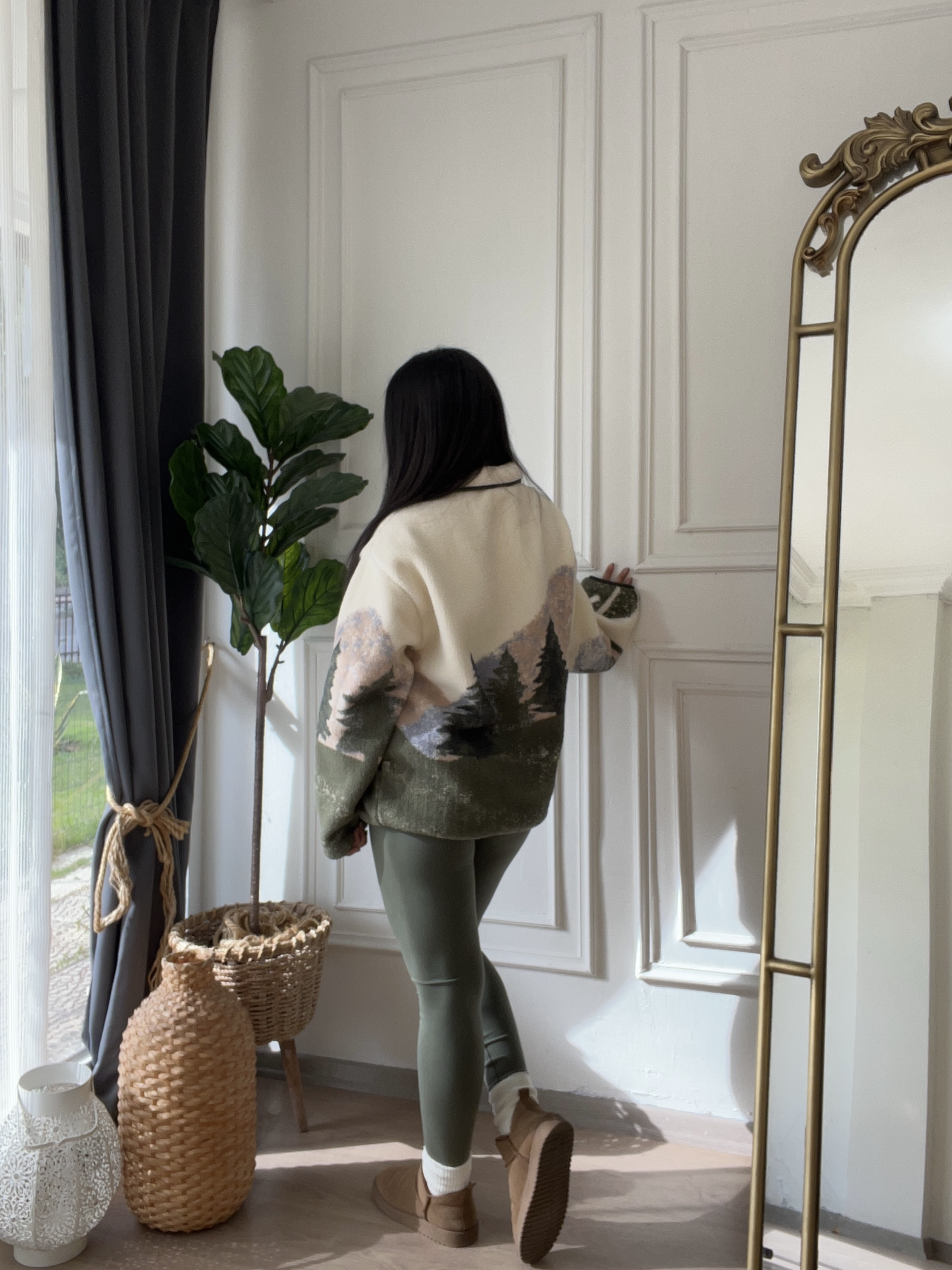 Yarım Fermuarlı Desenli Yumoş Polar Sweatshirt
