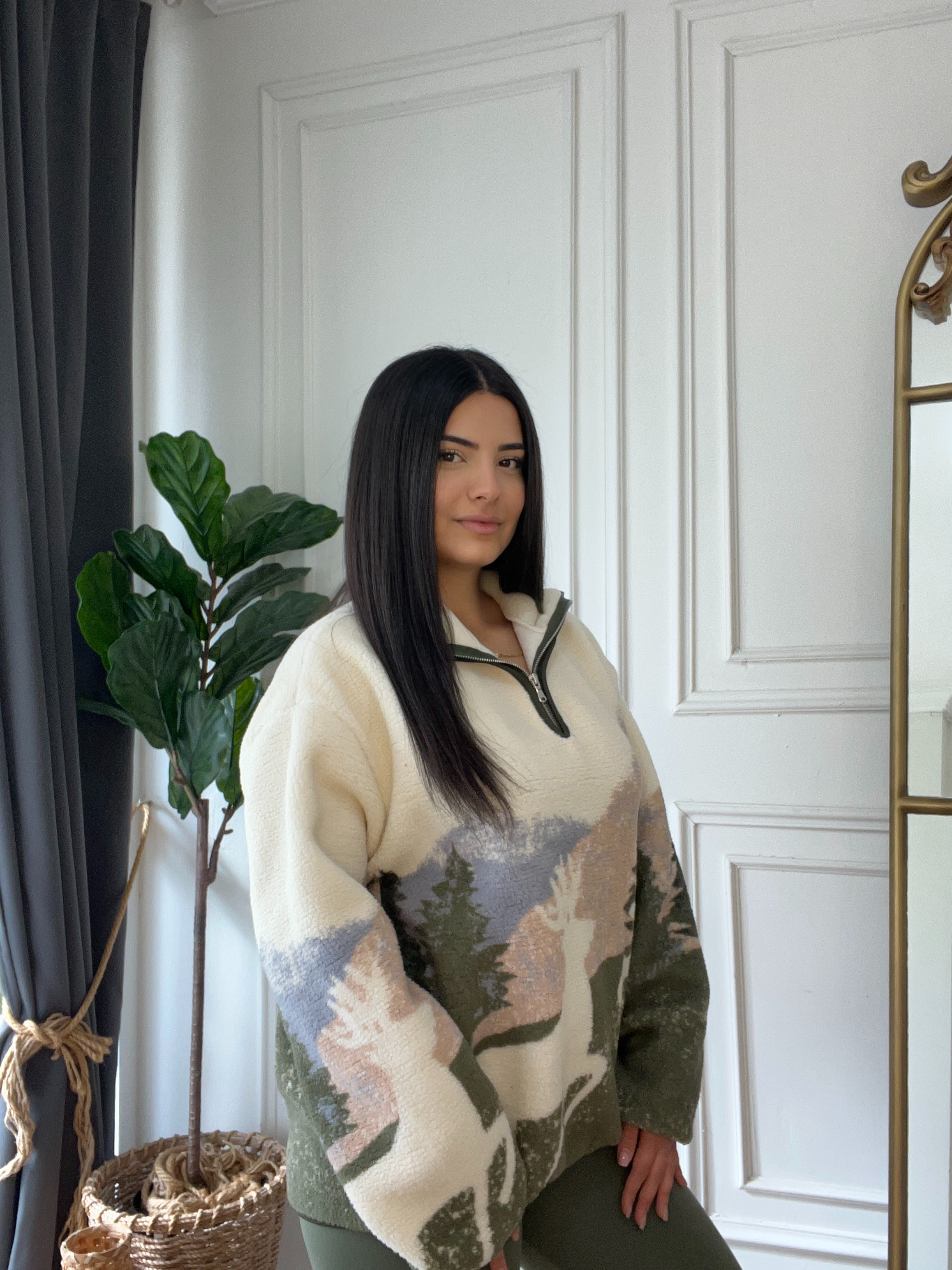 Yarım Fermuarlı Desenli Yumoş Polar Sweatshirt