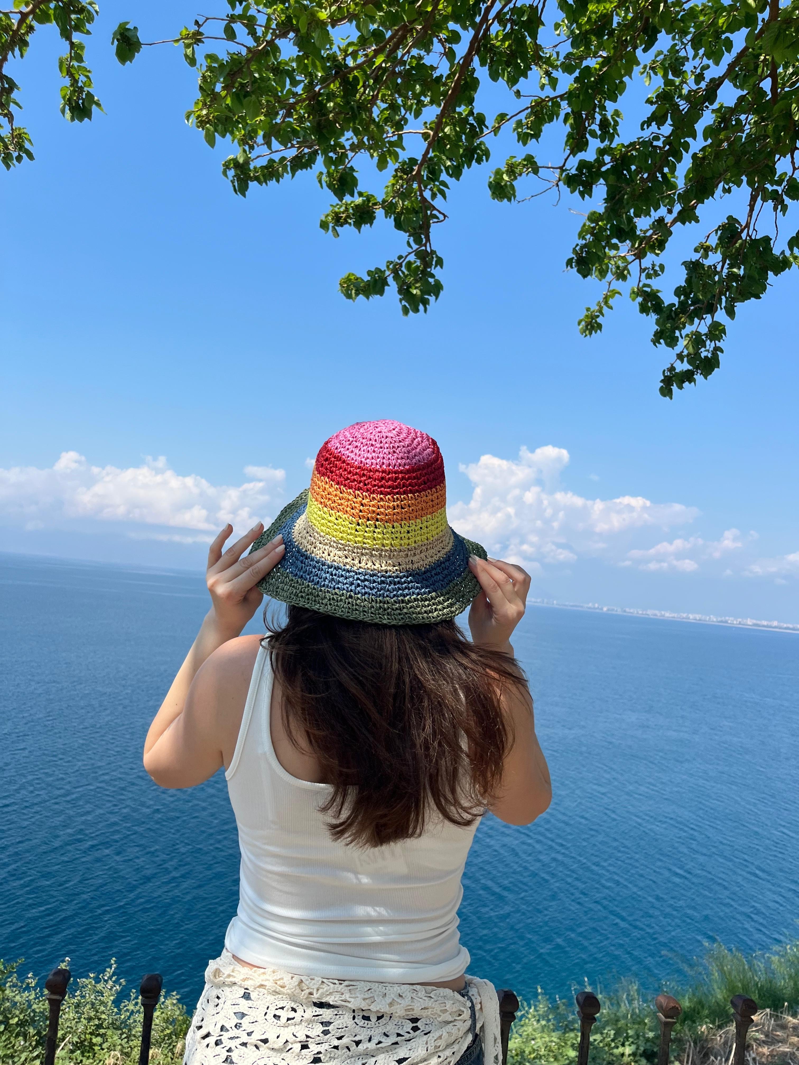 Yeşil çizgili hasır Şapka