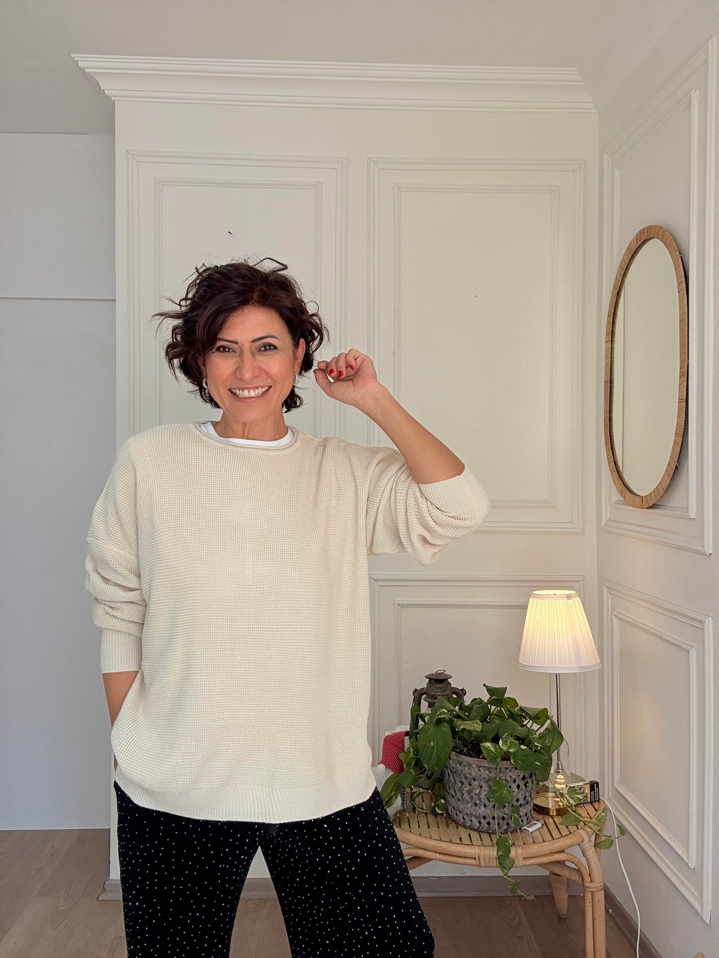 Yırtmaçlı Salaş Triko Ekru