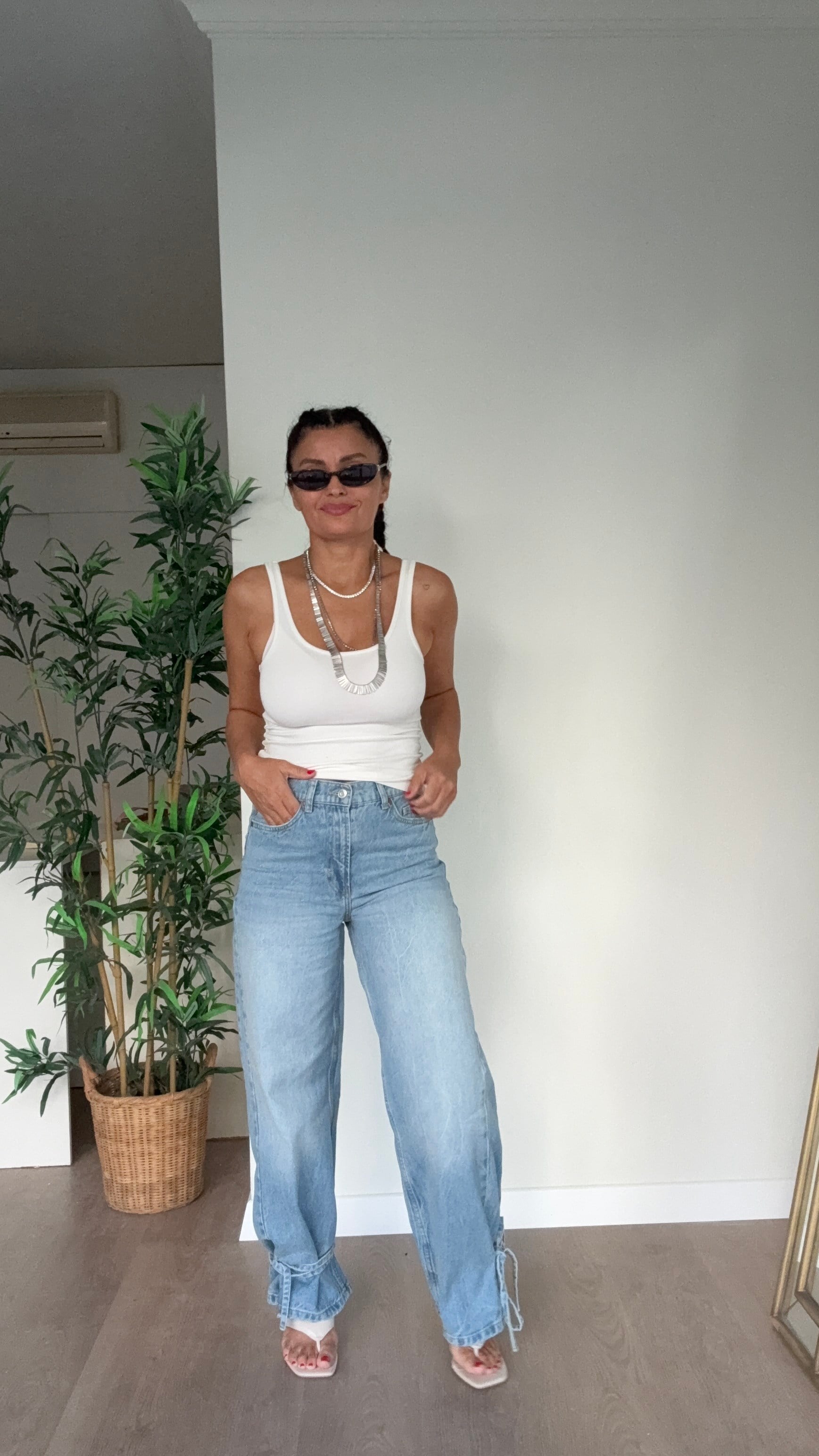 Yüksek Bel Bilek Bağcıklı Jean Mavi