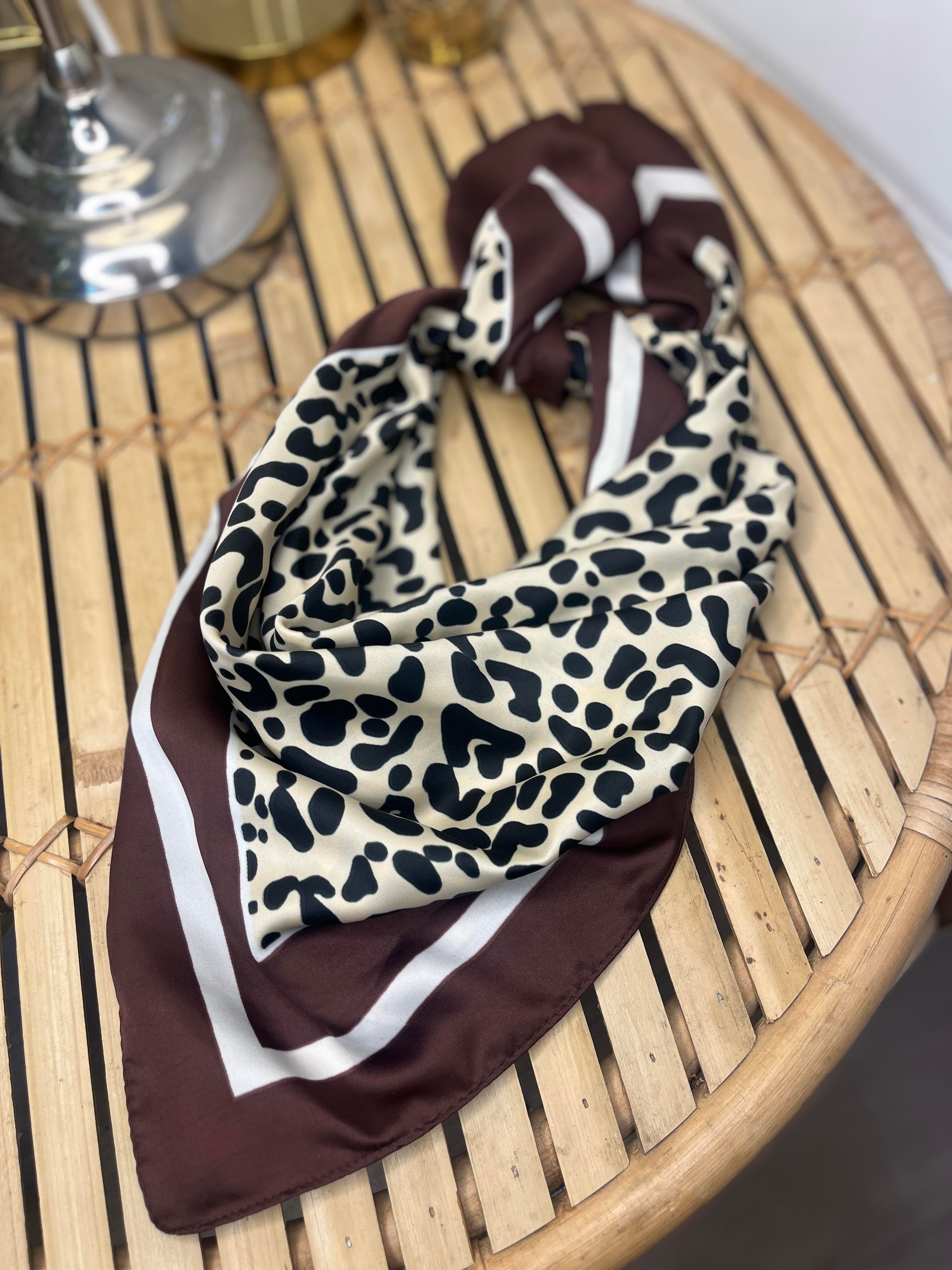 Z-R Saten Fular 65*65 cm Desenli Leopar