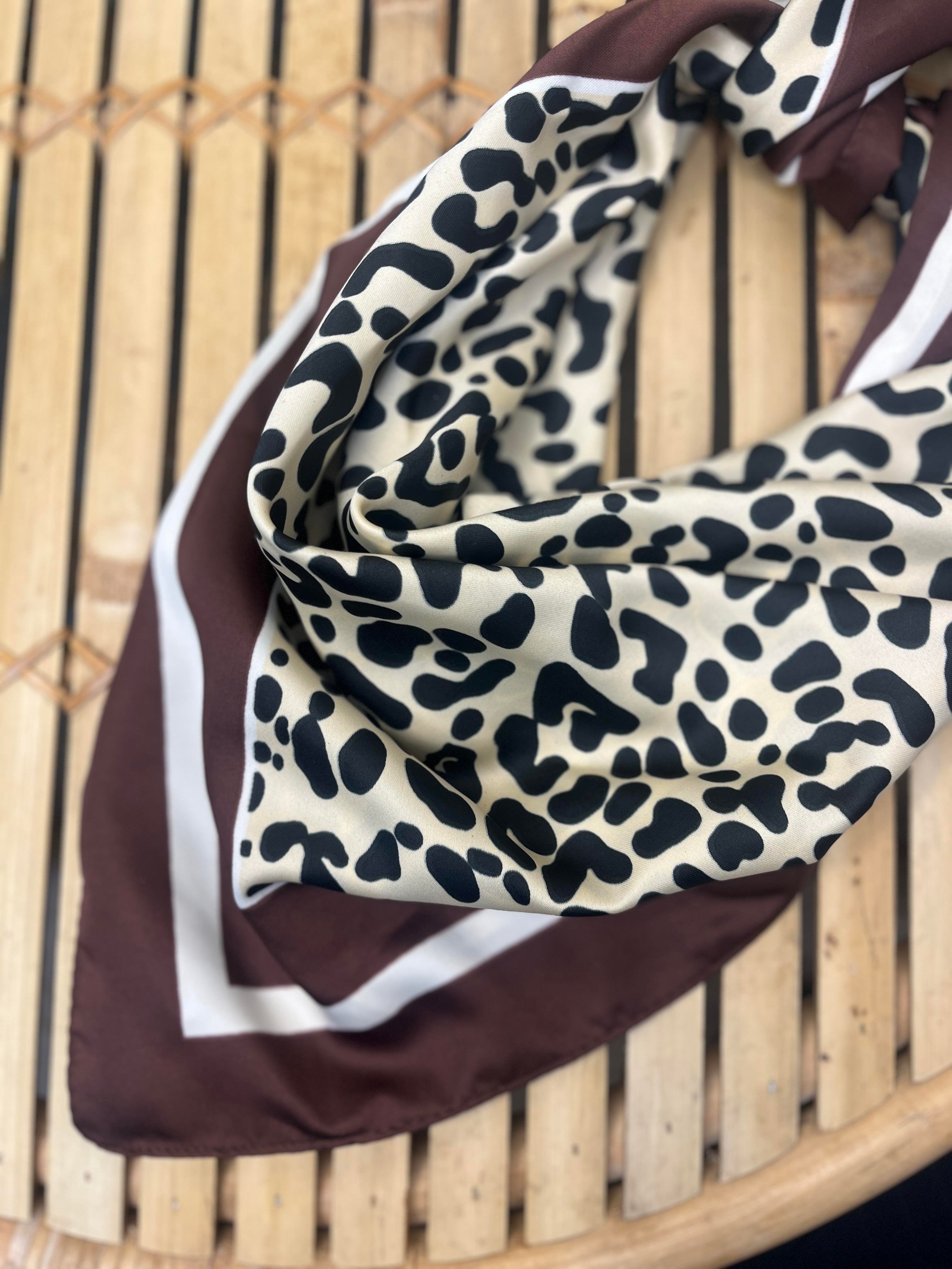 Z-R Saten Fular 65*65 cm Desenli Leopar