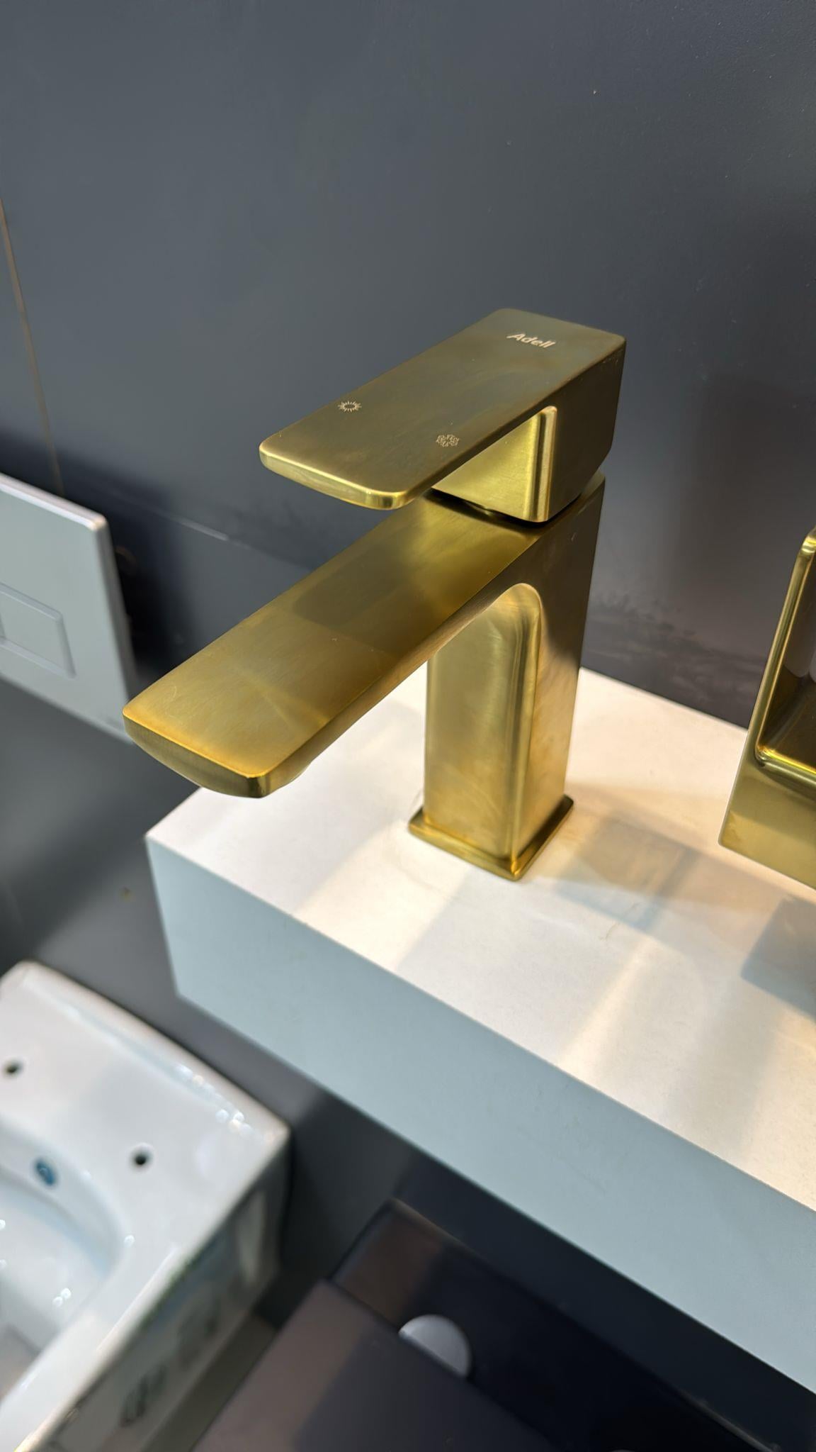 Adell Bloc Mat Gold Lavabo Bataryası